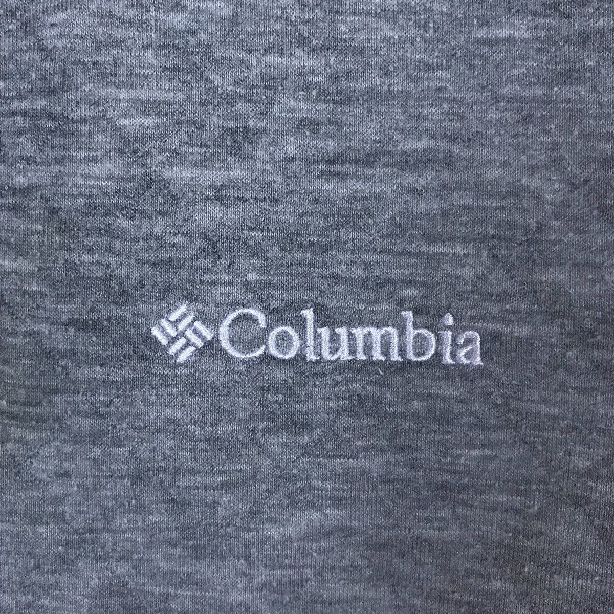 Columbia Vintage Columbia Mini Logo Pullover Jumper Sweatshirt Size US L / EU 52-54 / 3 - 3 Thumbnail