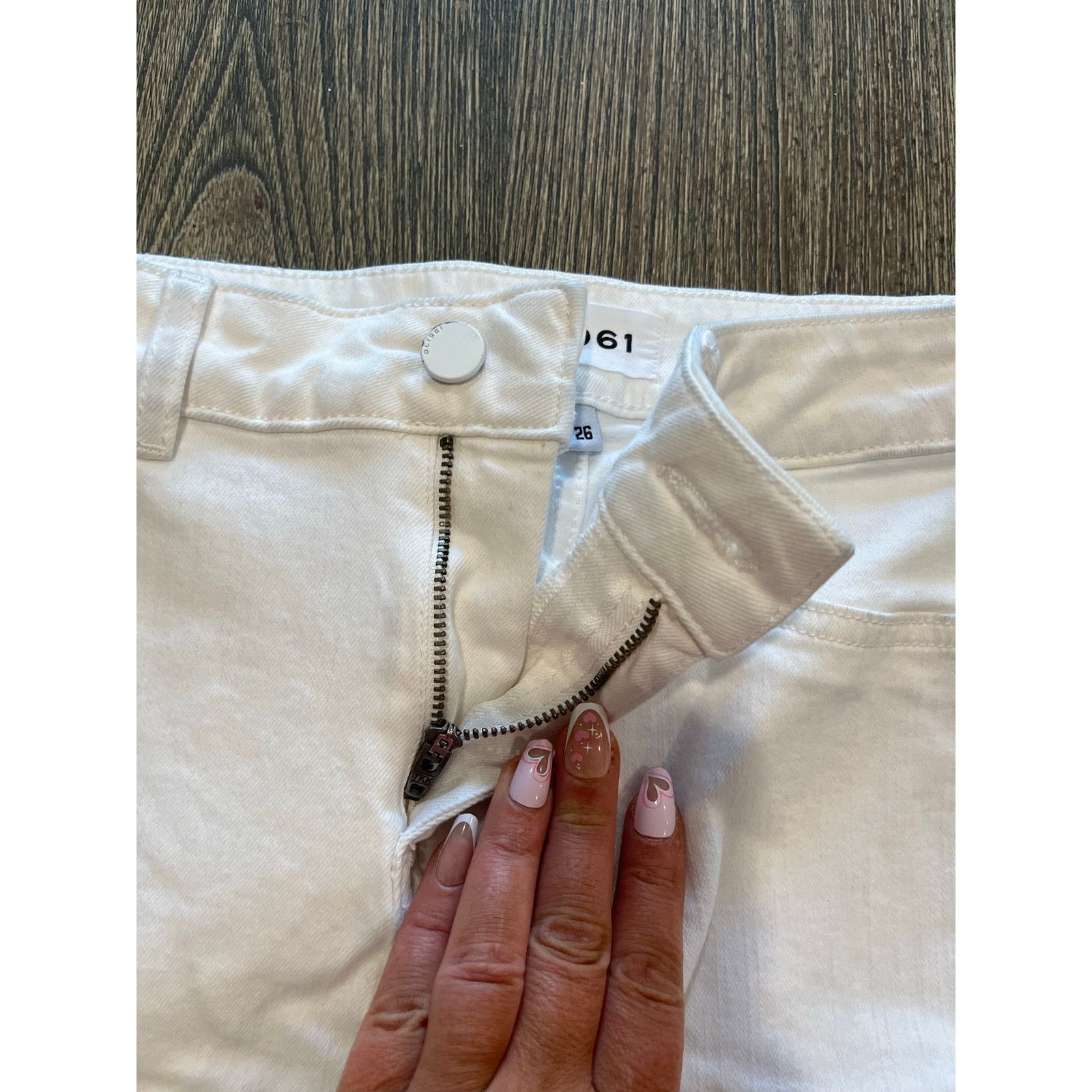 DL1961 DL1961 Mara Instasculpt Straight Ankle Jeans White Sz 26 Size 26" / US 2 / IT 38 - 4 Thumbnail