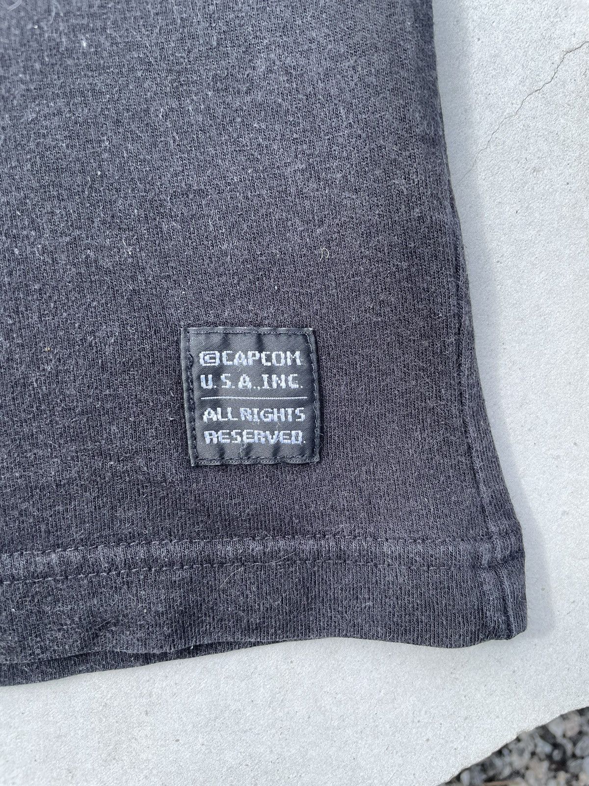 Uniqlo RARE🔥 Street Fighter Size US XS / EU 42 / 0 - 5 Thumbnail