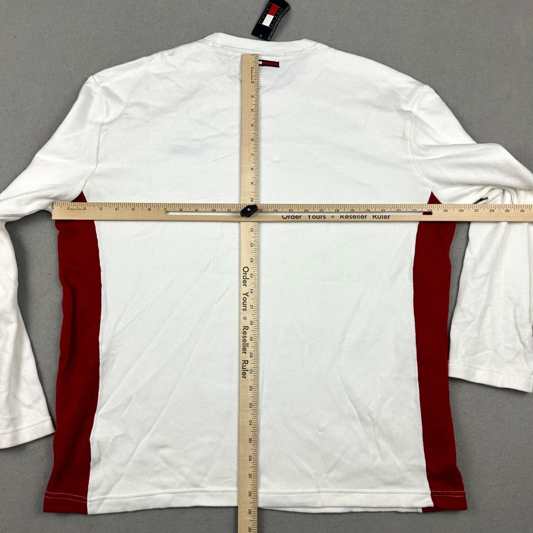 Tommy Hilfiger VINTAGE Tommy Hilfiger Jeans Shirt XL White Knit Crew Neck Logo Long Sleeve Men Shirt Size US XL / EU 56 / 4 - 5 Thumbnail