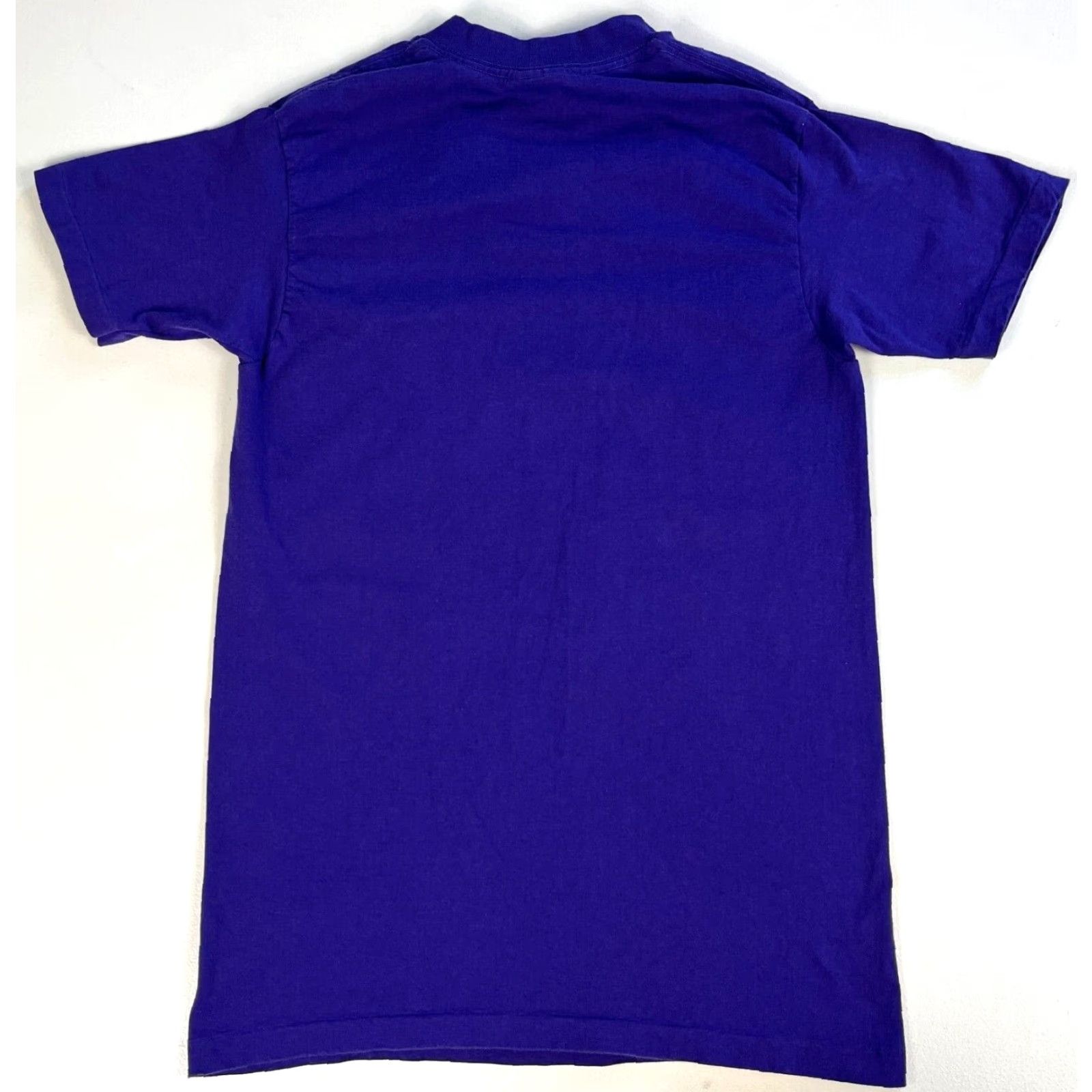 Nutmeg VINTAGE Mens 90s LA Lakers T-Shirt Nutmeg Made in USA Purple Cotton 90s Sports Crew Neck Short Sleeve Size M Mens Size US M / EU 48-50 / 2 - 2 Thumbnail