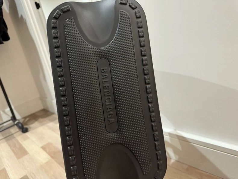Balenciaga Balenciaga Crocs Collaboration Black Tote Bag Size ONE SIZE - 4 Thumbnail