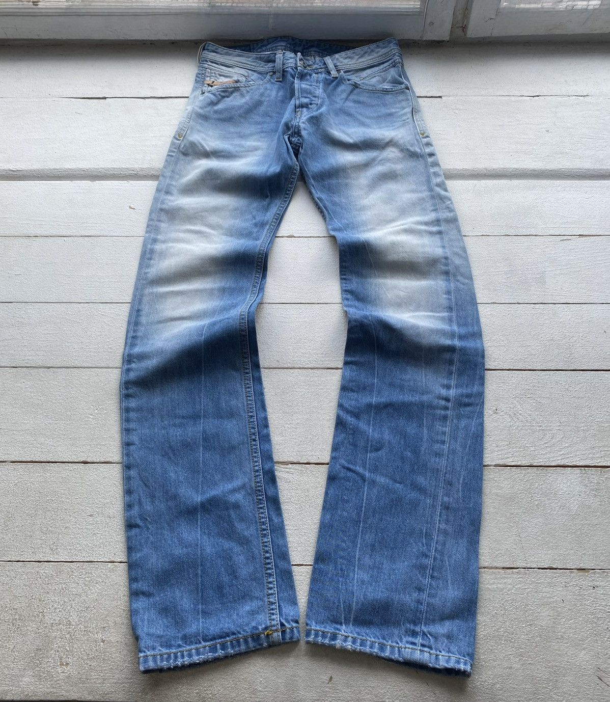 Diesel Luxury Diesel Butler Slim Tapered Y2K Denim Jeans W27 L32 Size US 27 - 1 Thumbnail