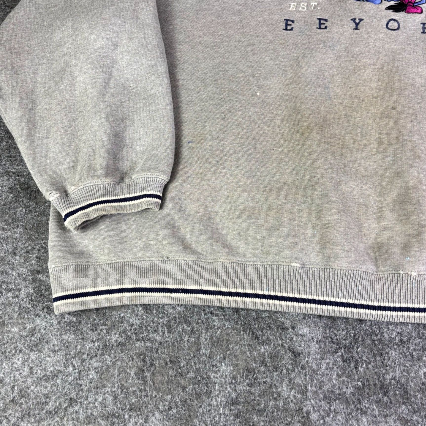 Disney VINTAGE Disney Store Sweatshirt XL Gray Eeyore Embroidered 90s Y2K Size US XL / EU 56 / 4 - 5 Thumbnail