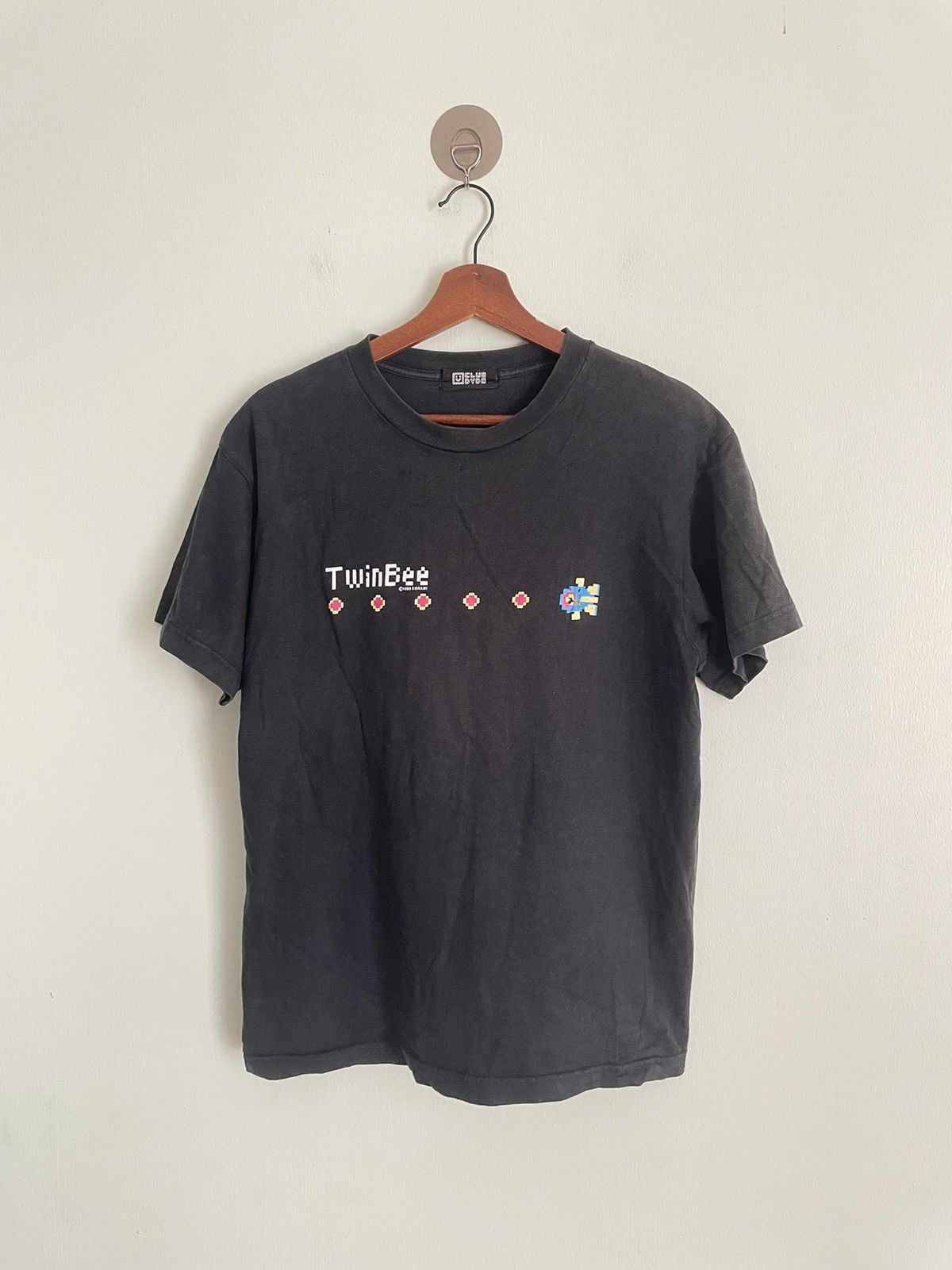 Japanese Brand TwinBee Konami 1985 Gamers Tshirt Size US M / EU 48-50 / 2 - 1 Thumbnail