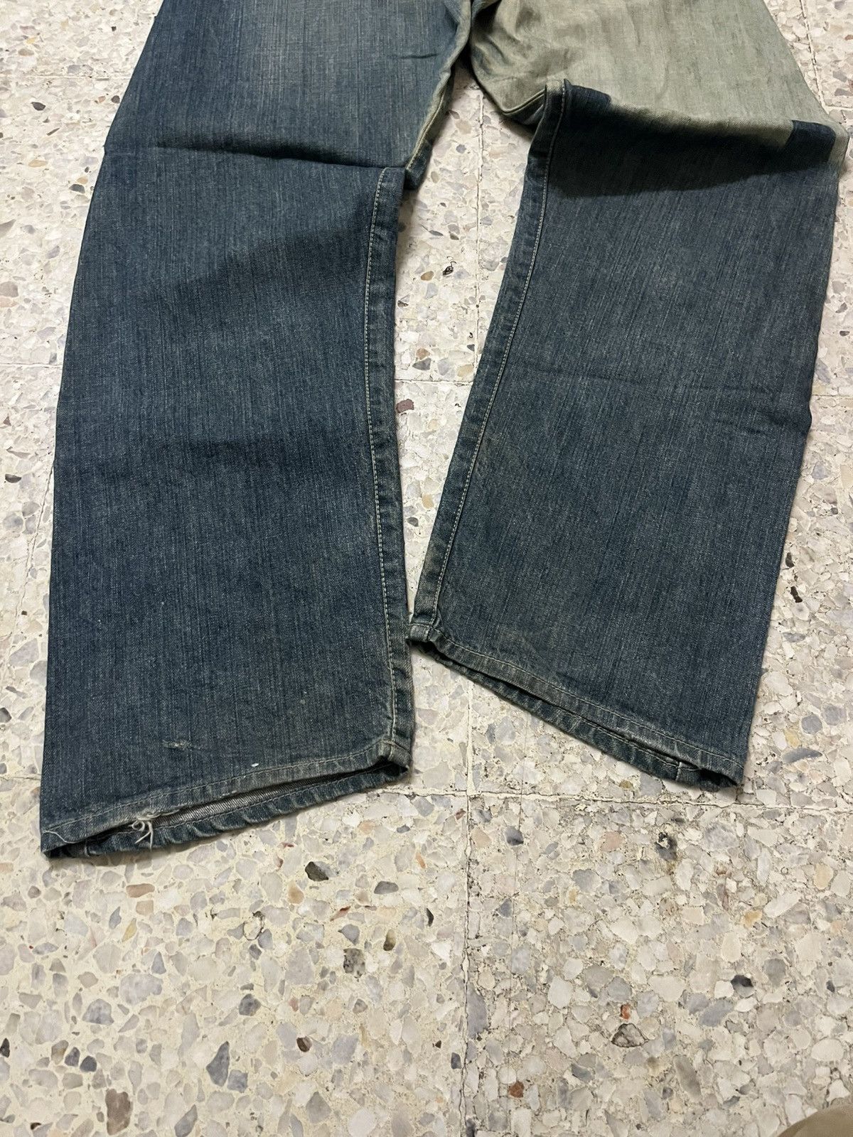 Levi's Vintage Clothing RARE LEVI’S ENGINEERED JEANS ASYMMETRICAL 2-TONE REWORKED Size US 32 / EU 48 - 13 Thumbnail