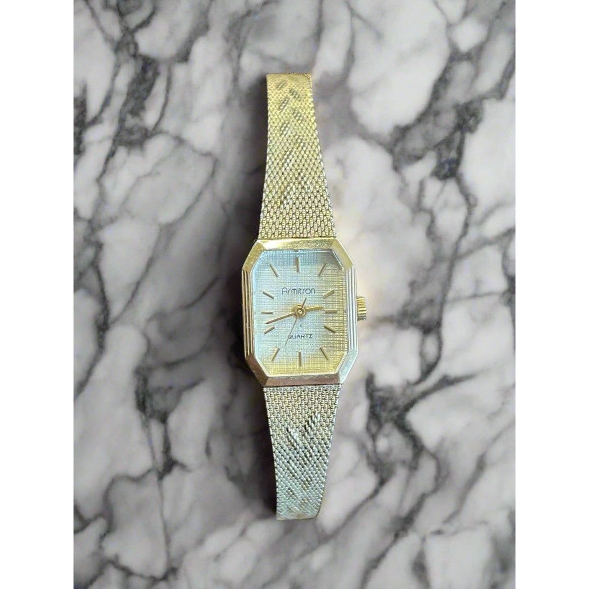 Vintage Armitron E. Gluck Corp 25/4136 Gold Tone Quartz Movement Lad Size ONE SIZE - 1 Thumbnail