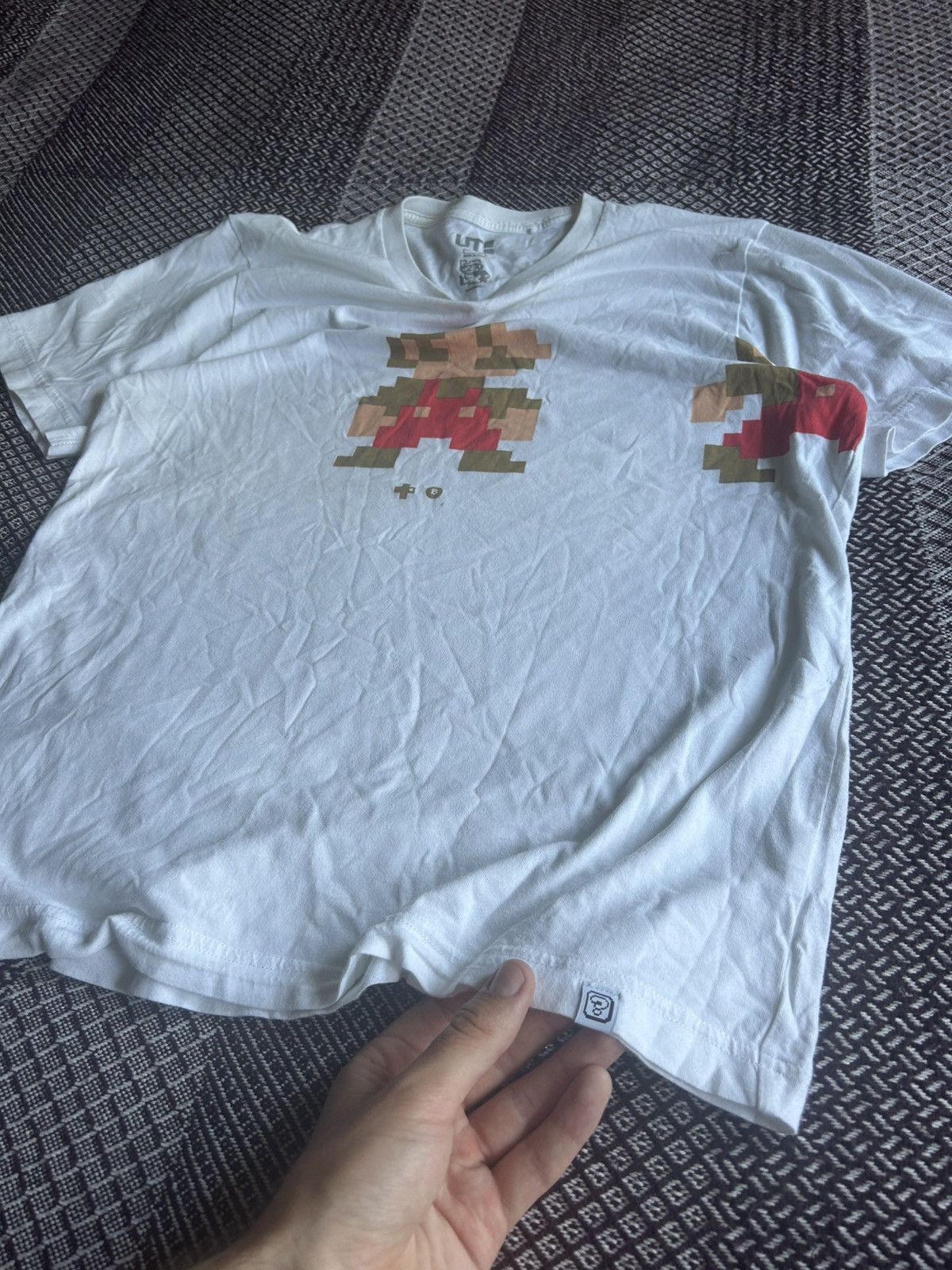 Uniqlo Uniqlo x Nintendo Mario T-shirt Streetwear Style Size S Size US S / EU 44-46 / 1 - 6 Thumbnail