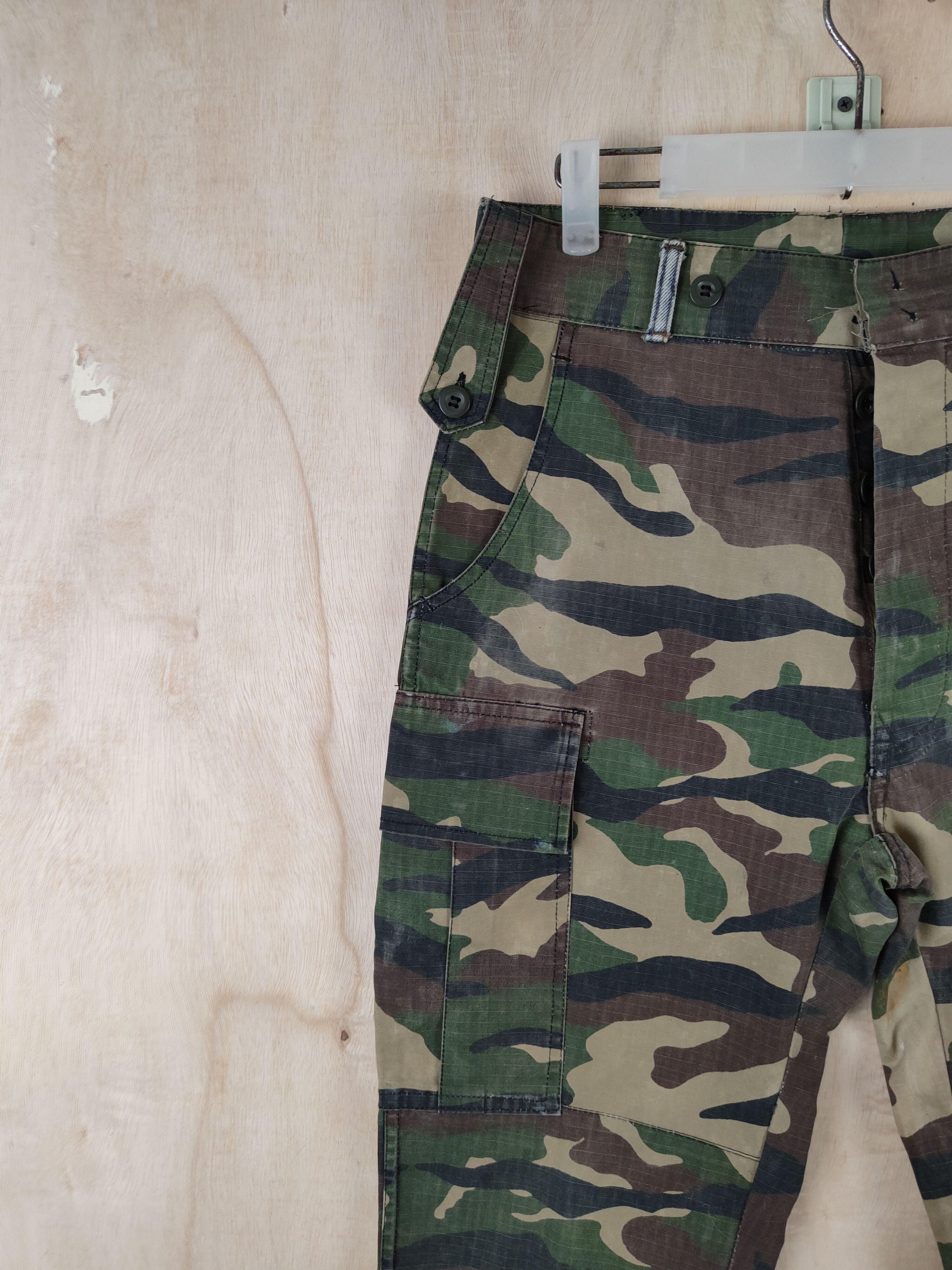 Japanese Brand Japanese Brand Camouflage Multipocket Cargo Pants #S2644 Size US 29 - 3 Thumbnail