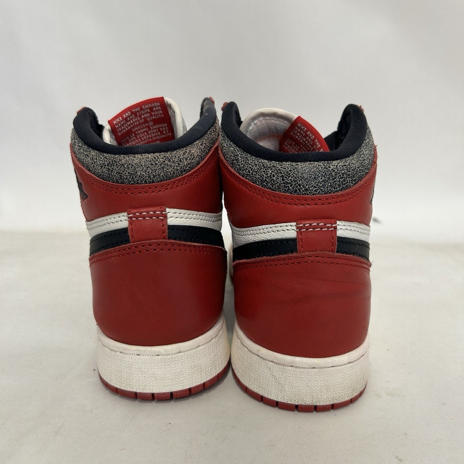 Jordan Brand Nike Air Jordan 1 Retro High GS “Chicago/Lost and Found” Size US 8.5 / IT 38.5 - 4 Thumbnail