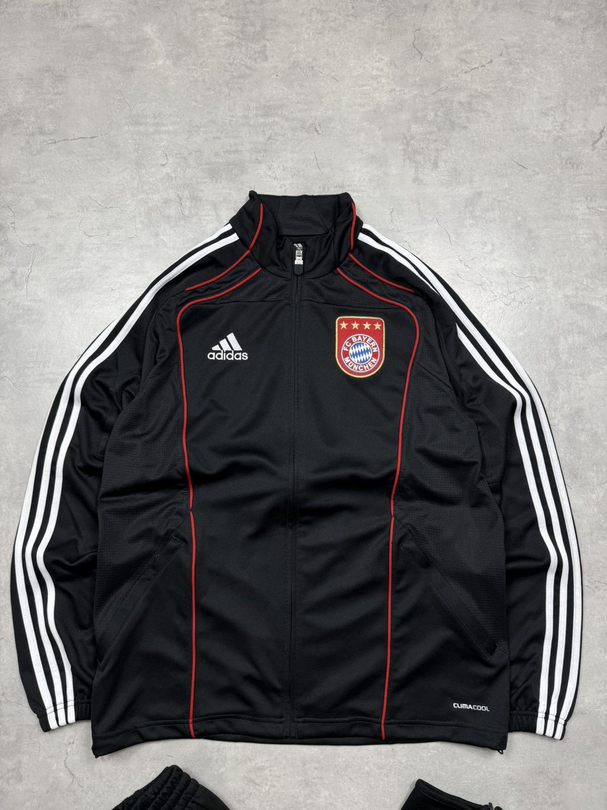 Adidas Adidas Bayern Munchen 2010 Size US L / EU 52-54 / 3 - 2 Thumbnail