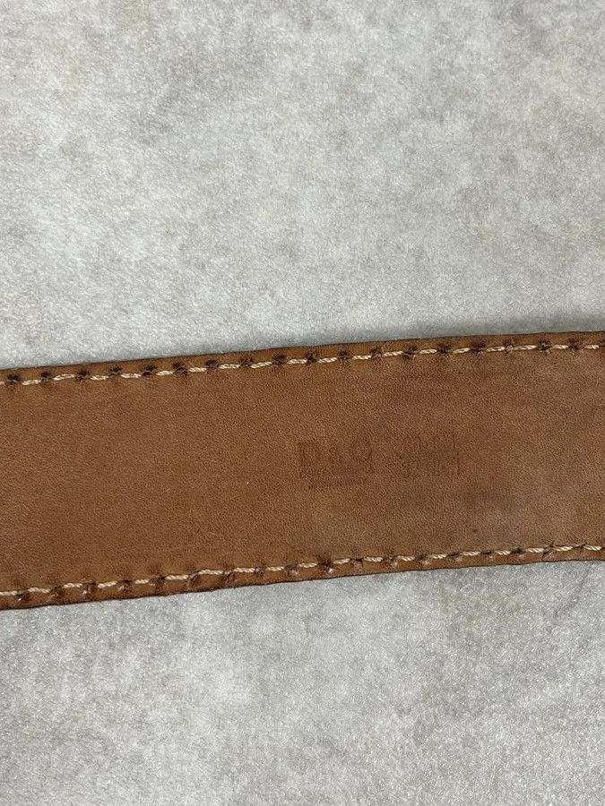 Dolce & Gabbana 2000s Dolce & Gabbana Lock Buckle White Leather Belt Size ONE SIZE - 8 Thumbnail