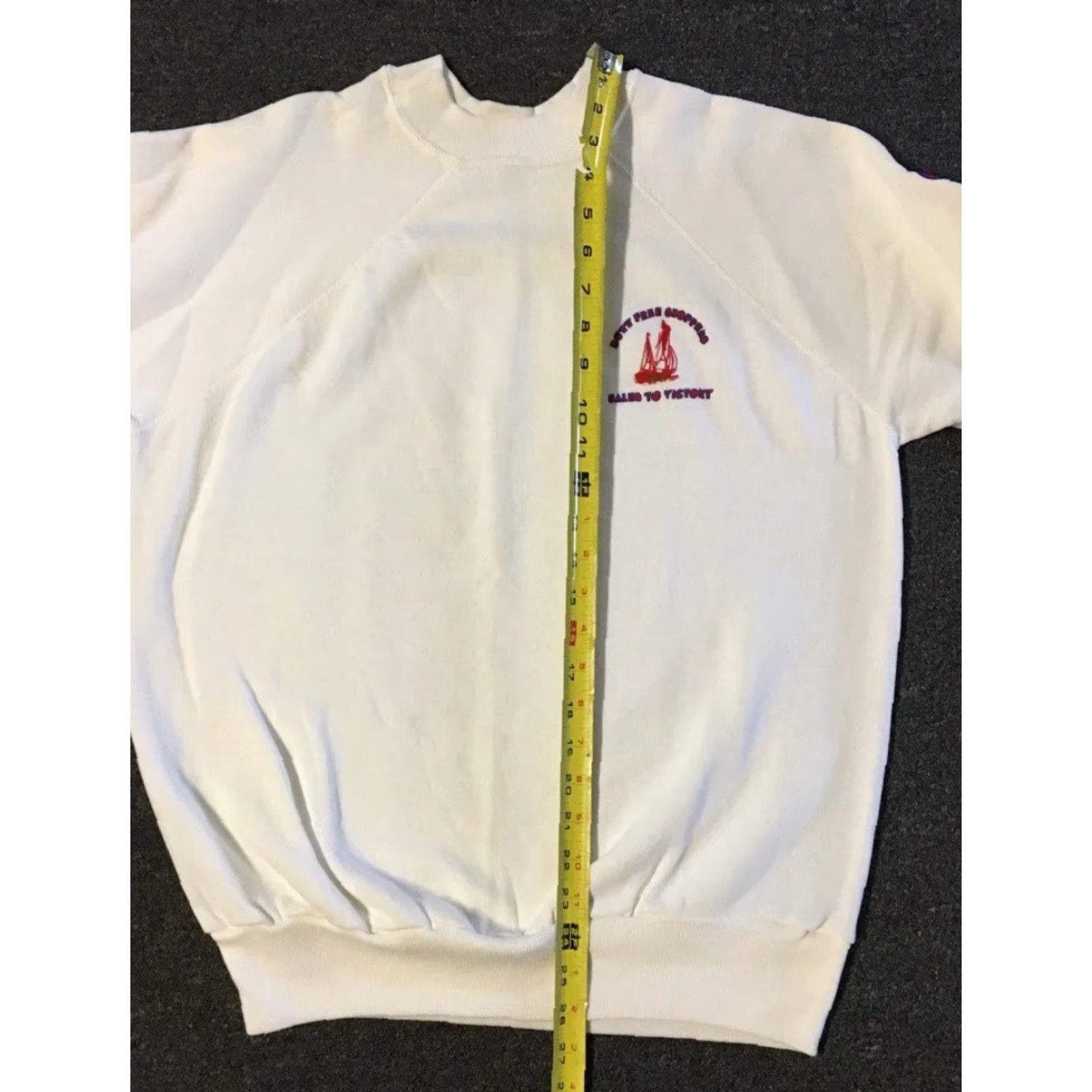 Vintage VINTAGE Plane Hoodie Men S White California Duty Free Shoppers 80s 90s Beach Surf Grunge USA, USA, 70s, 80s, 90s Size US S / EU 44-46 / 1 - 7 Thumbnail