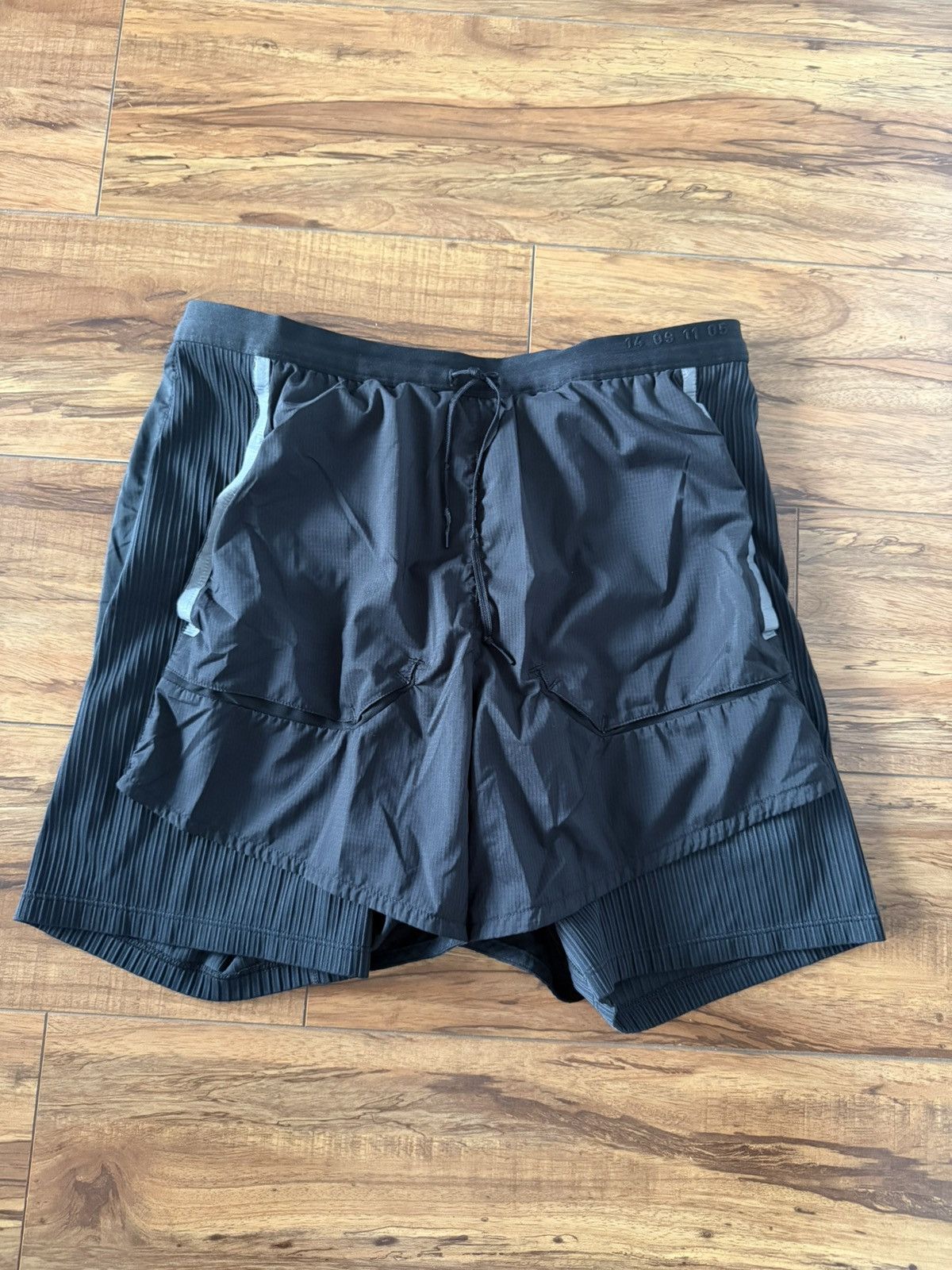 Nike RARE Nike Running Shorts Black Technical Panel Size US 30 / EU 46 - 3 Thumbnail