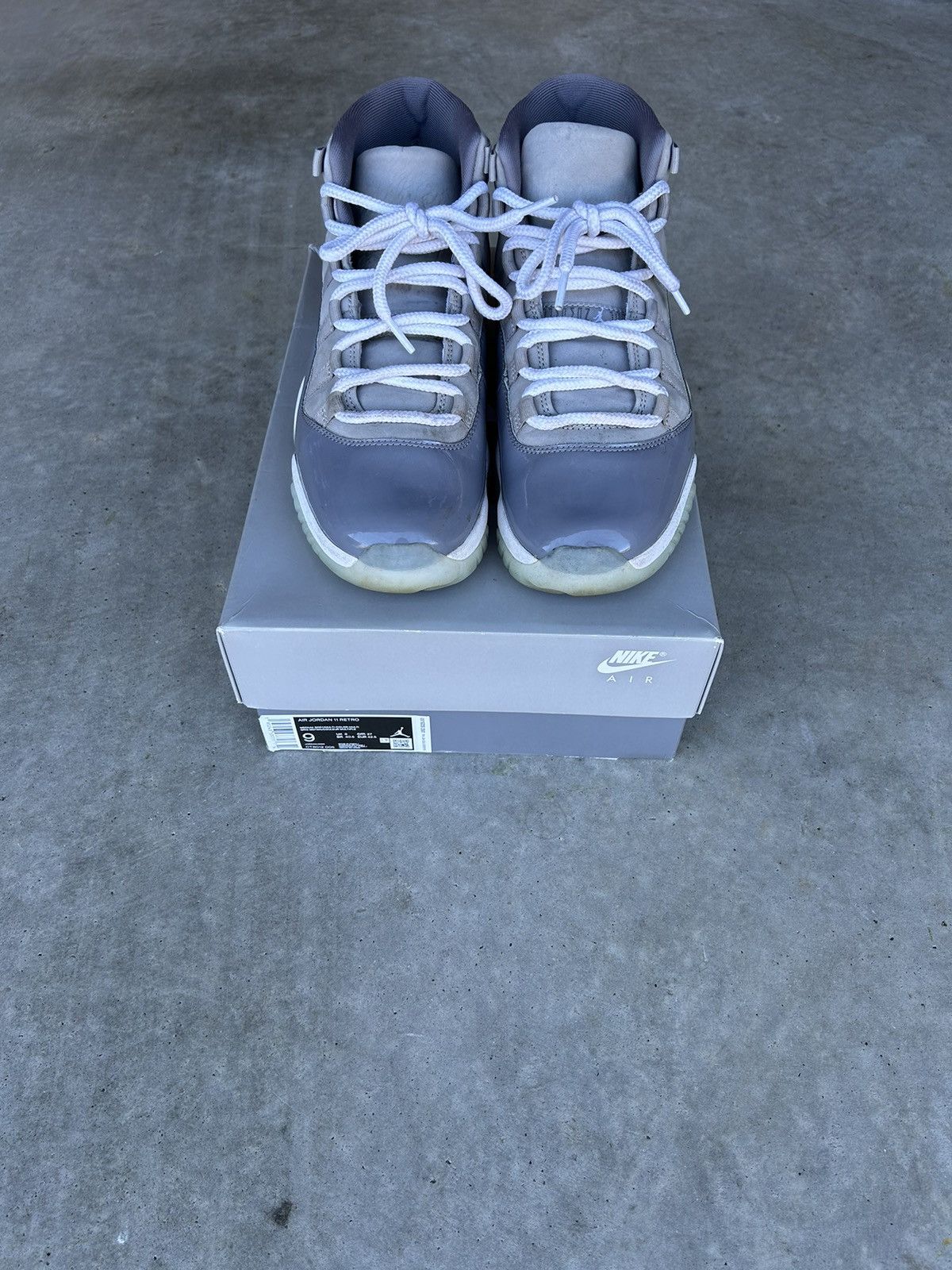 Jordan Brand Cool grey 11s Size US 9 / EU 42 - 2 Thumbnail