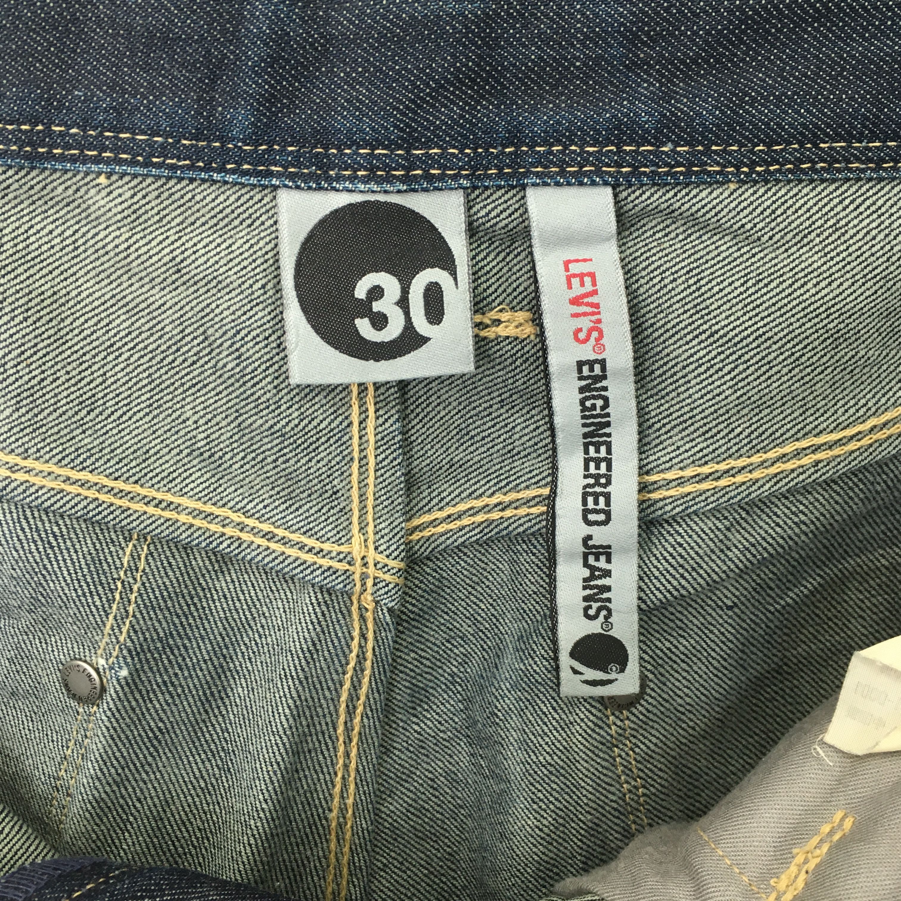 Levi's Size 30x32 Vintage 1999 Levis Engineered Tight Jeans S1742 Size US 30 / EU 46 - 13 Thumbnail