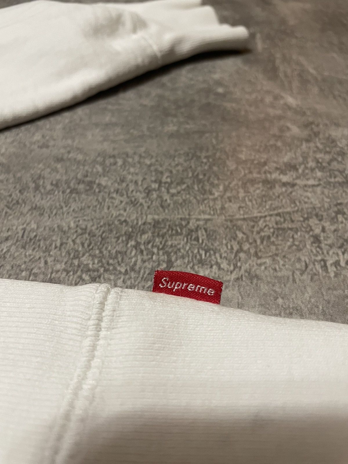 Supreme Supreme Hoodie Size US L / EU 52-54 / 3 - 11 Thumbnail