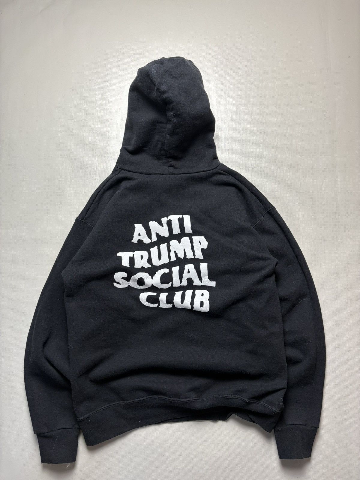 Hanes Merch Anti Trump Social Club Hoodie Size US S / EU 44-46 / 1 - 1 Thumbnail