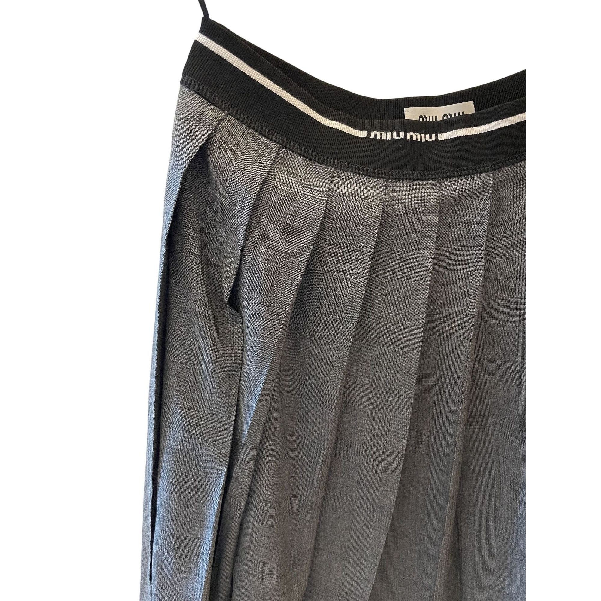 Miu Miu Miu Miu Womens Gray Pleated Mini Skirt With Elastic Waistban Size 38" / US 16 / IT 52 - 3 Thumbnail