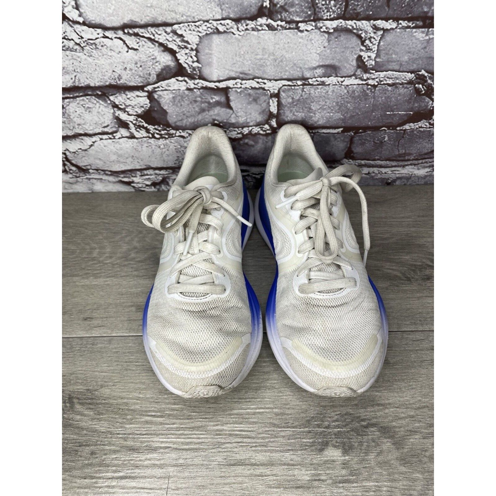 Lululemon Lululemon Blissfeel Run 2 White Blue Running Shoes Athletic Size US 7.5 / IT 37.5 - 11 Thumbnail