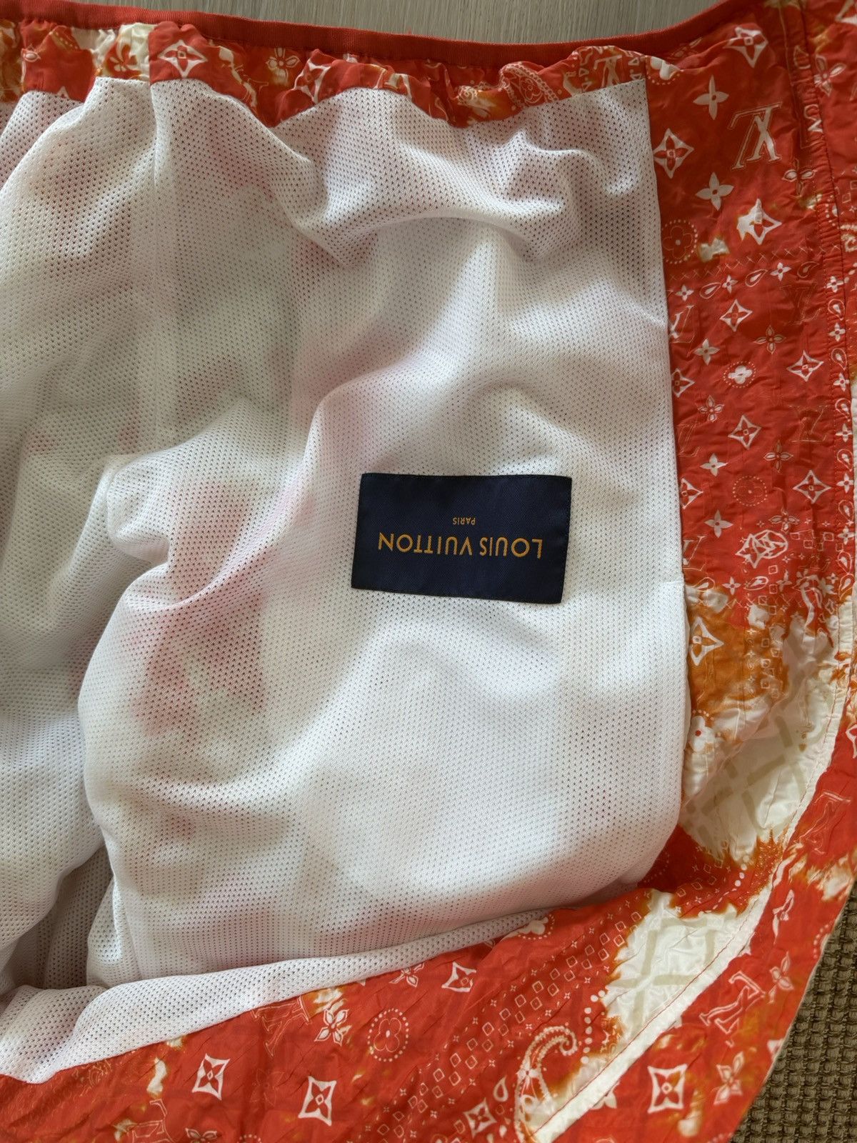 Louis Vuitton Louis Vuitton Monogram Tie-Dye Windbreaker Jacket Red/White Size US L / EU 52-54 / 3 - 1 Thumbnail