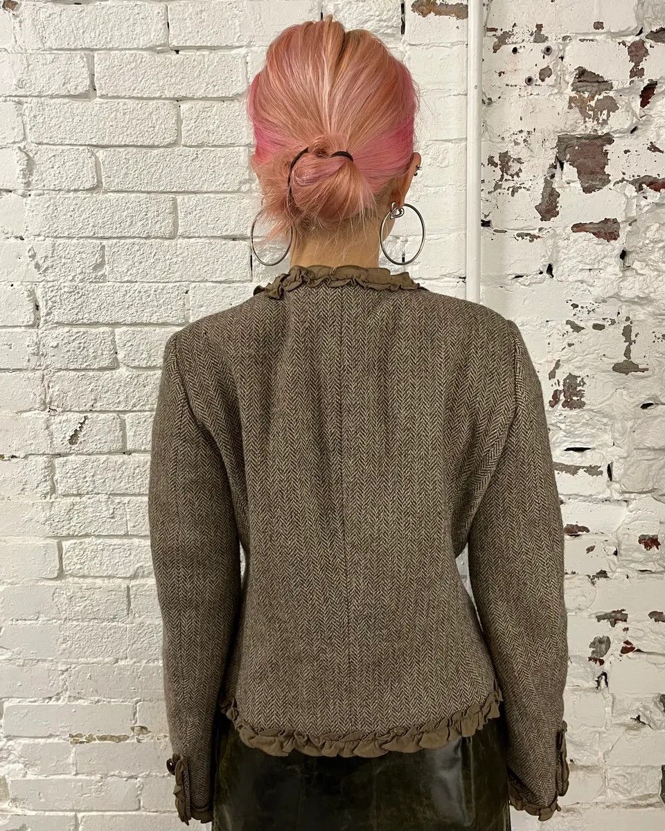 Moschino 2000s Moschino Flower Wool Ruffled Beige Jacket Size S / US 4 / IT 40 - 2 Thumbnail