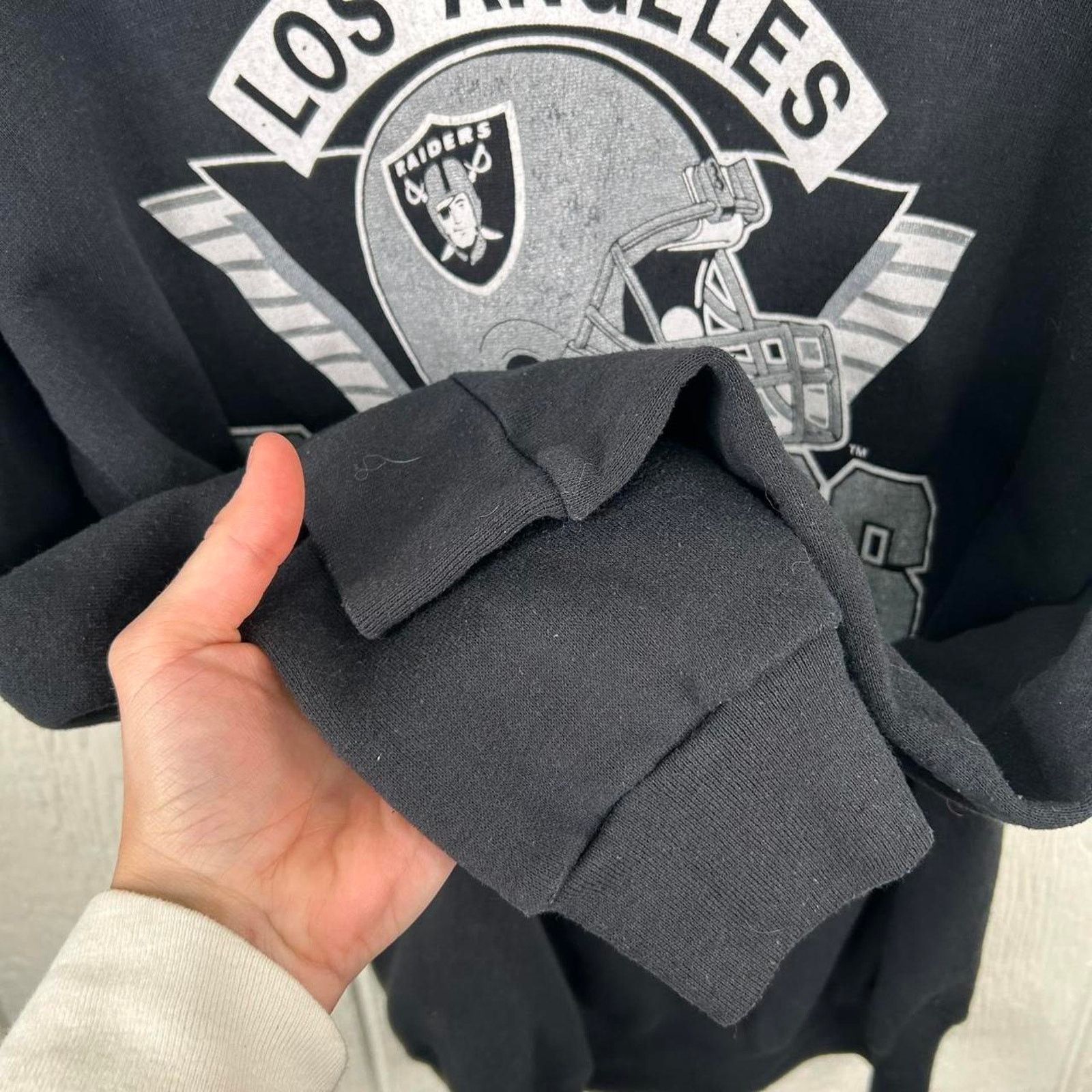 Tultex Vintage 90's Los Angeles Raiders NFL Crewneck Size Large Size US L / EU 52-54 / 3 - 6 Thumbnail