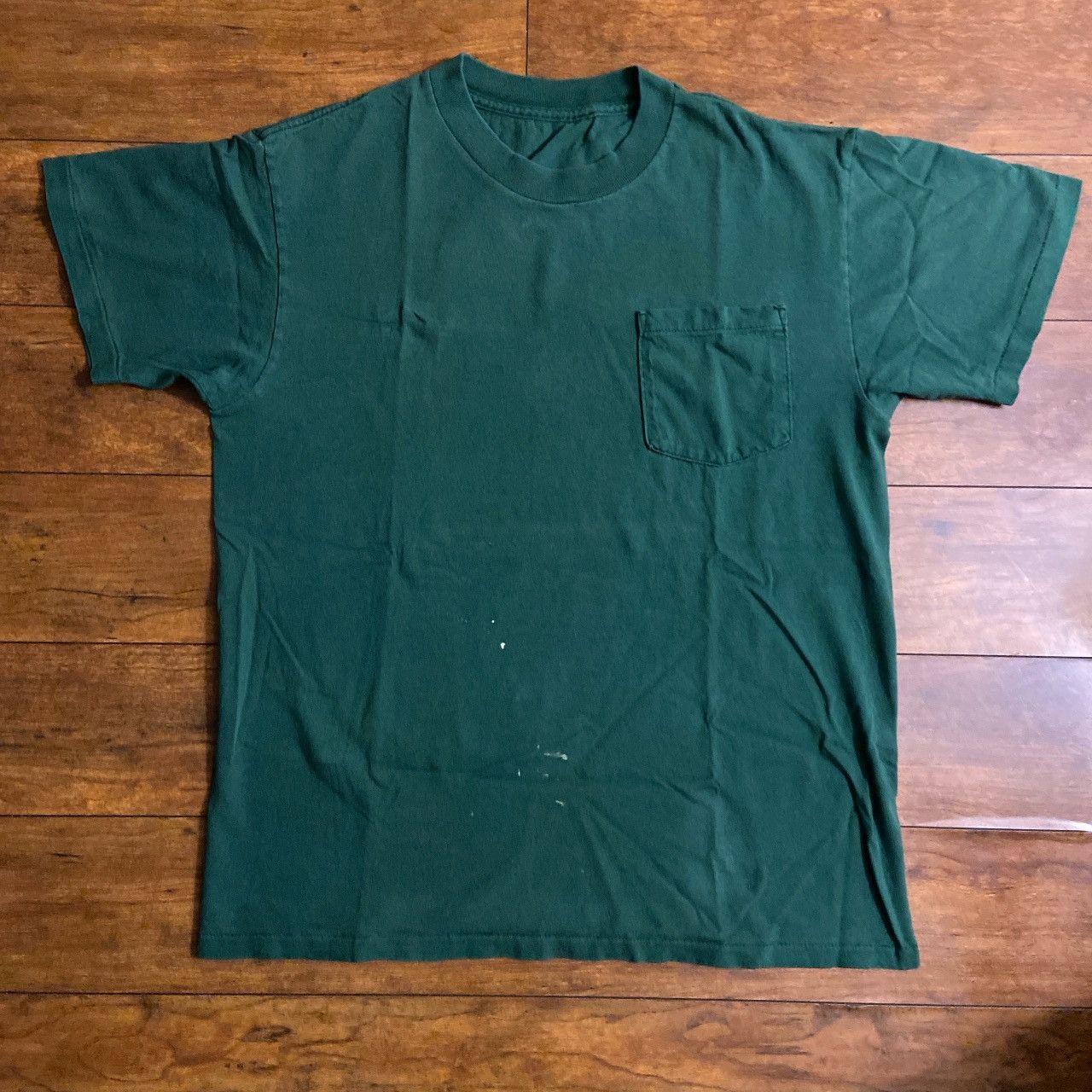 Vintage Vintage 80s Single Stitch Forest Green Pocket T Shirt Size US M / EU 48-50 / 2 - 1 Preview