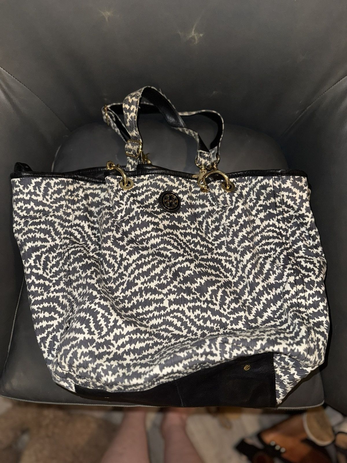 Tory Burch Tory Burch Retro Print Extra Large Shoulder Bag Size ONE SIZE - 2 Thumbnail
