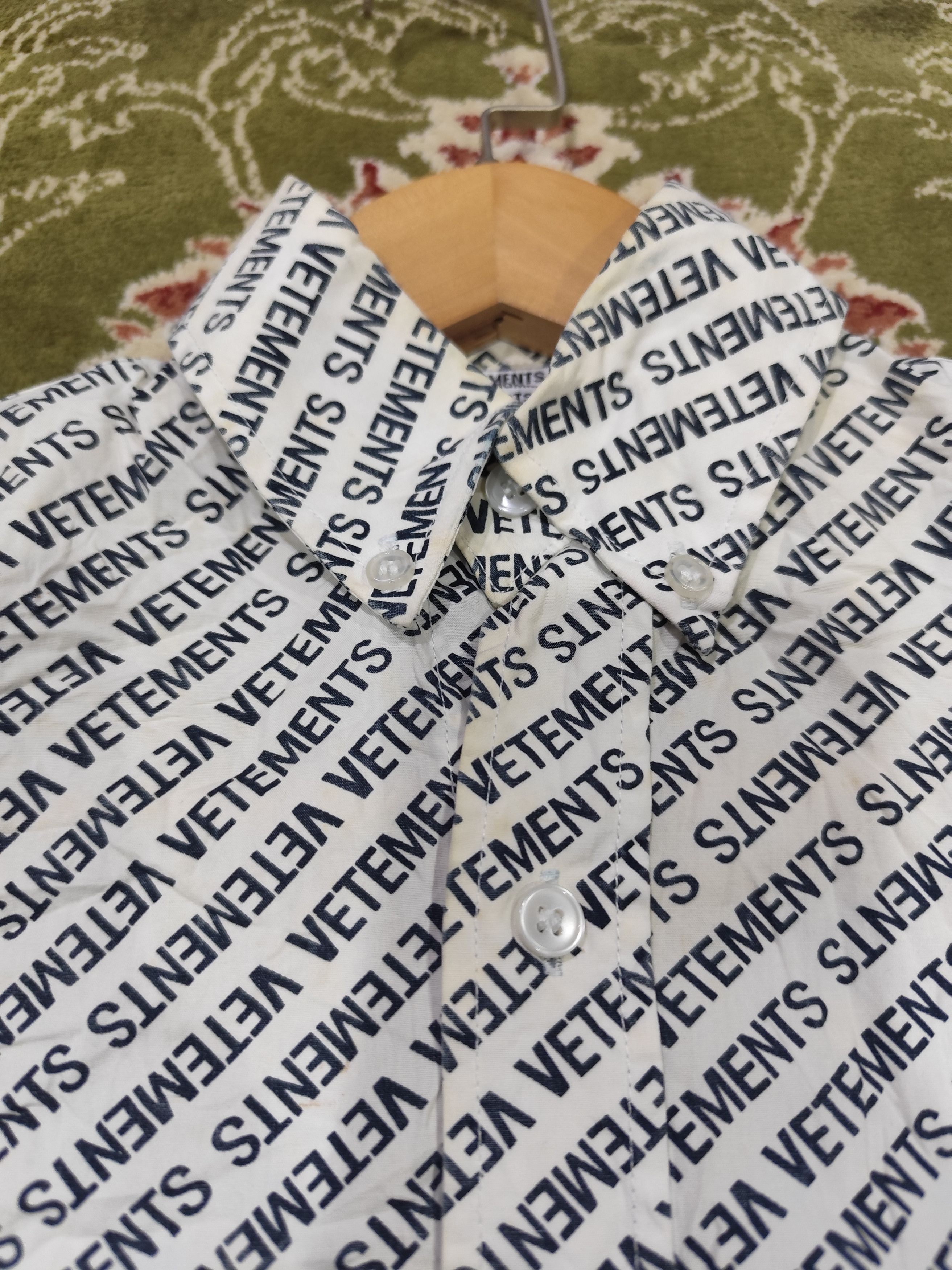 Vetements VETEMENTS MONOGRAM POUR HOMME TRICOT 2018 BY DEMNA GVASALIA Size US S / EU 44-46 / 1 - 3 Thumbnail