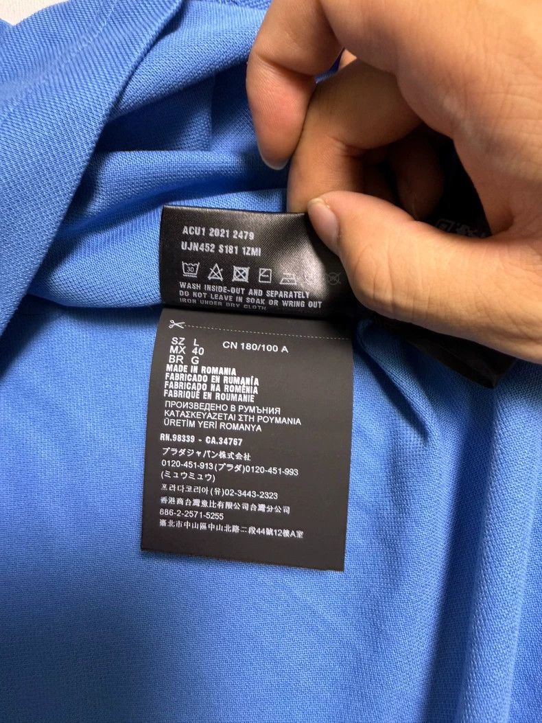 Prada Prada Embroidered logo blue knitted short sleeves 2502-Next Size US L / EU 52-54 / 3 - 7 Thumbnail