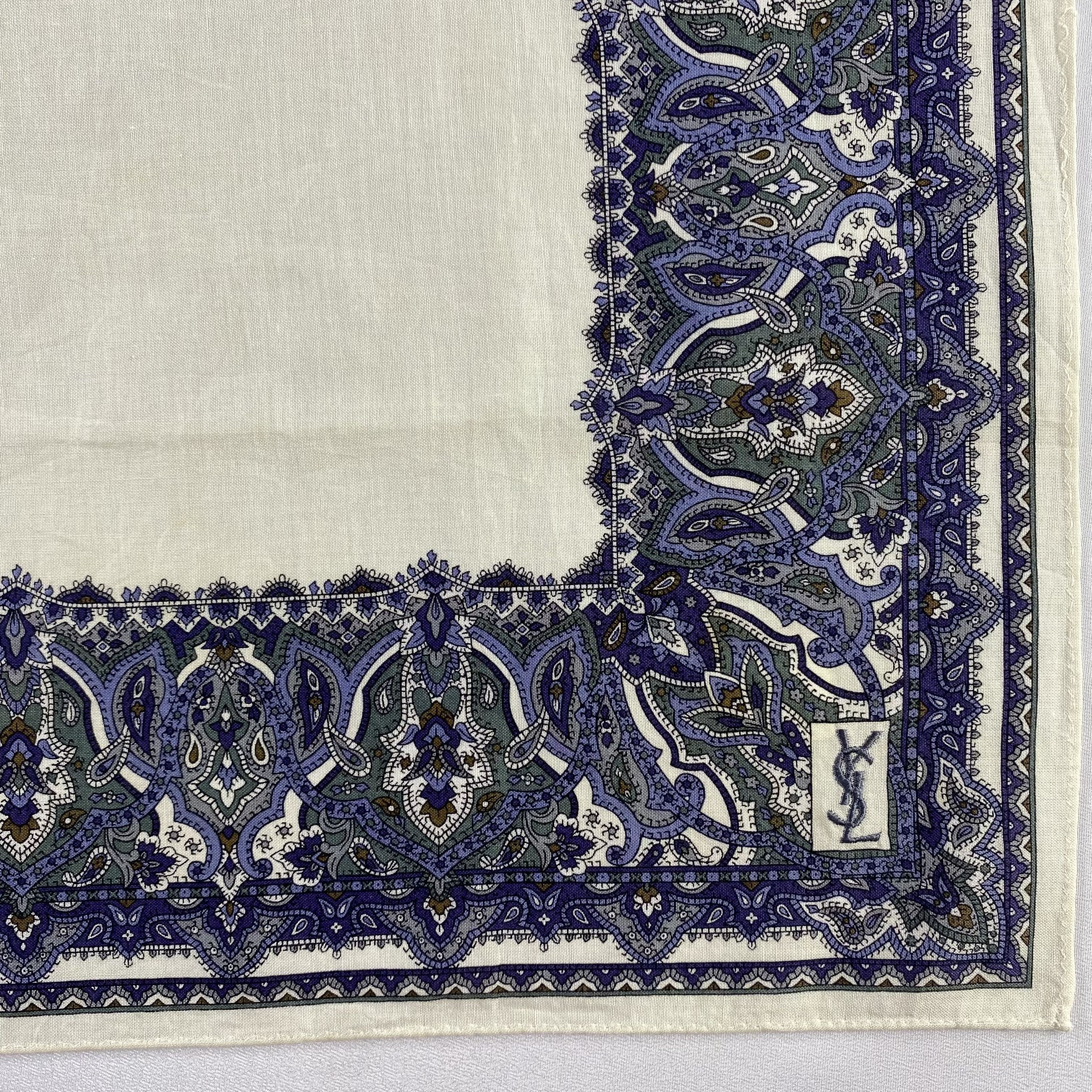 Vintage Yves Saint Laurent Neckerchief / Handkerchief-P666 Size ONE SIZE - 3 Thumbnail