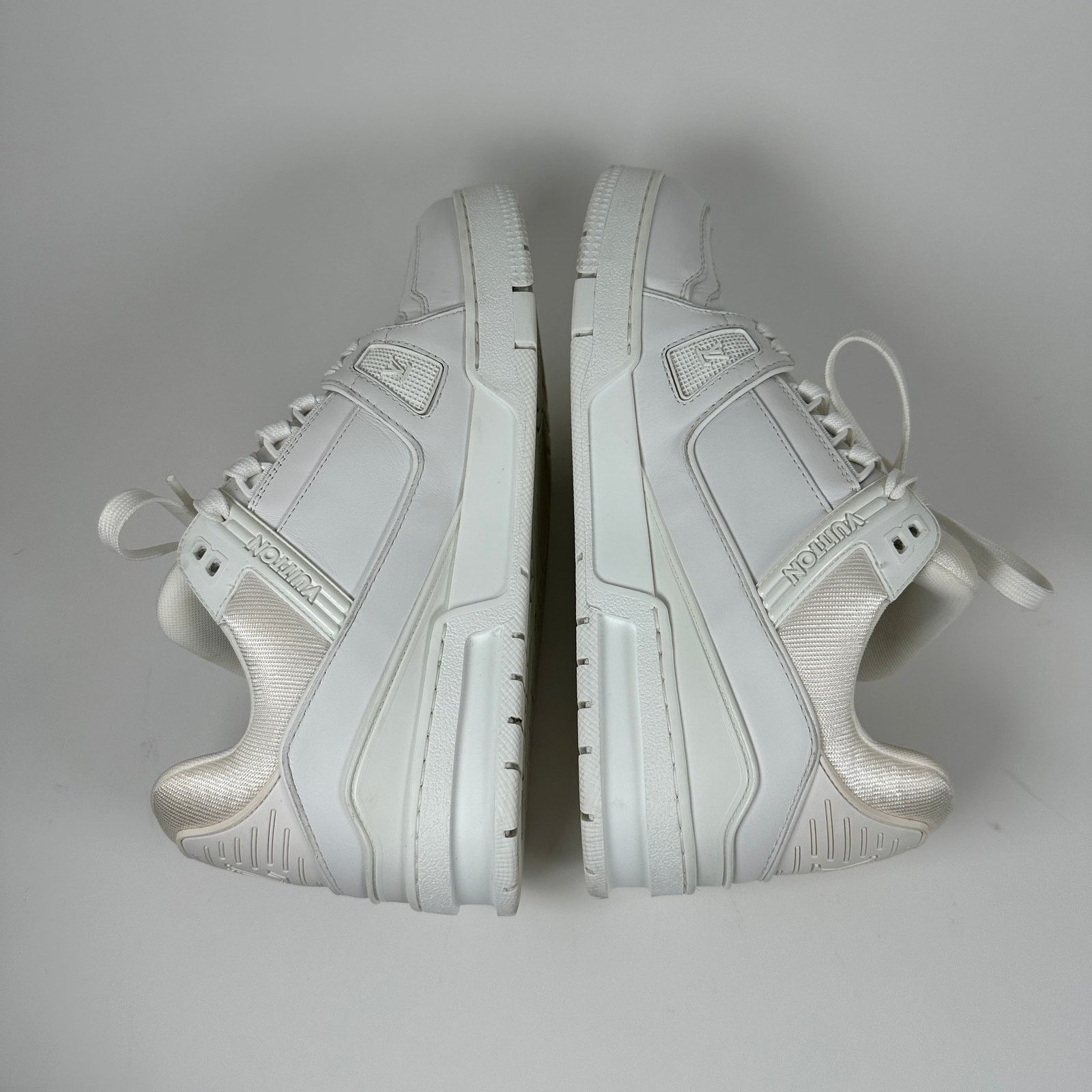 Louis Vuitton Louis Vuitton Triple White Trainer Size 7LV Size US 8 / EU 41 - 8 Thumbnail