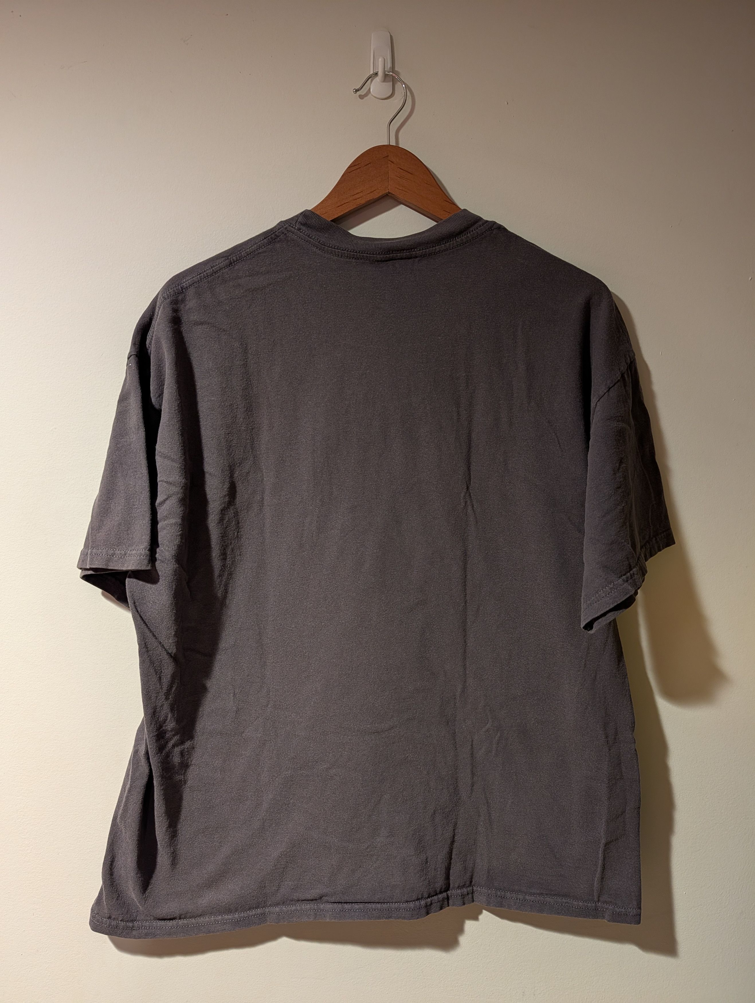 Band Tees Vintage Y2K Live Loud Logo Sound Wave Festival Tour T-Shirt Size US XL / EU 56 / 4 - 4 Thumbnail