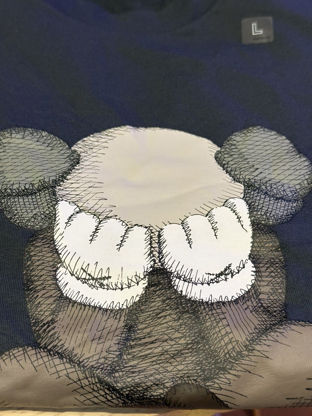 Kaws × Uniqlo KAWS X UNIQLO TOKYO FIRST SIZE ASIAN L Size US L / EU 52-54 / 3 - 4 Thumbnail