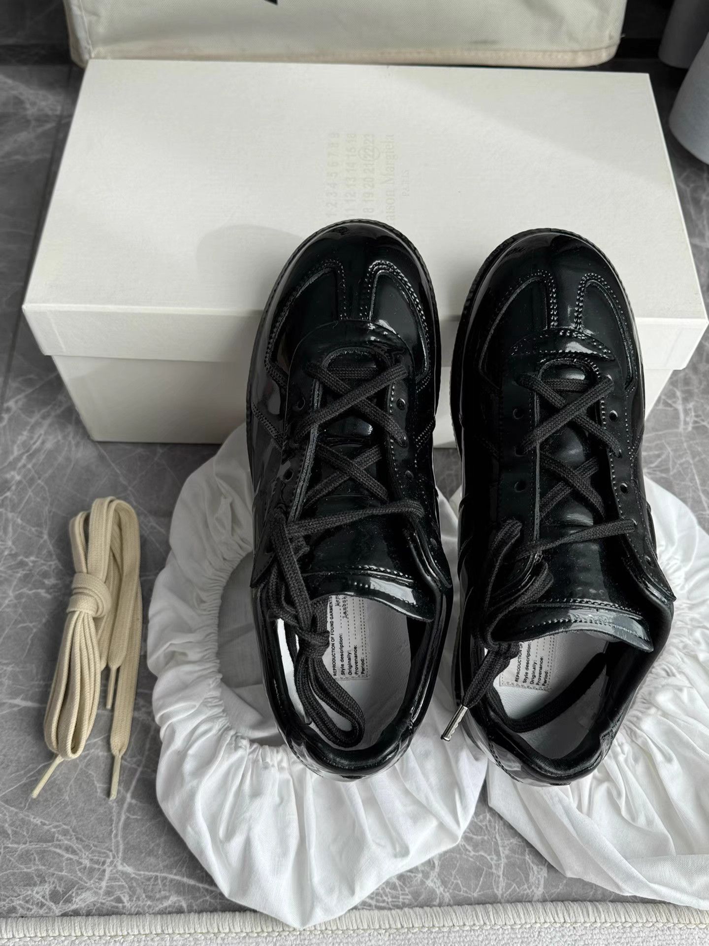 Maison Margiela Maison Margiela Patent Leather Replica Sneakers K6 Size US 5.5 / IT 35.5 - 5 Thumbnail