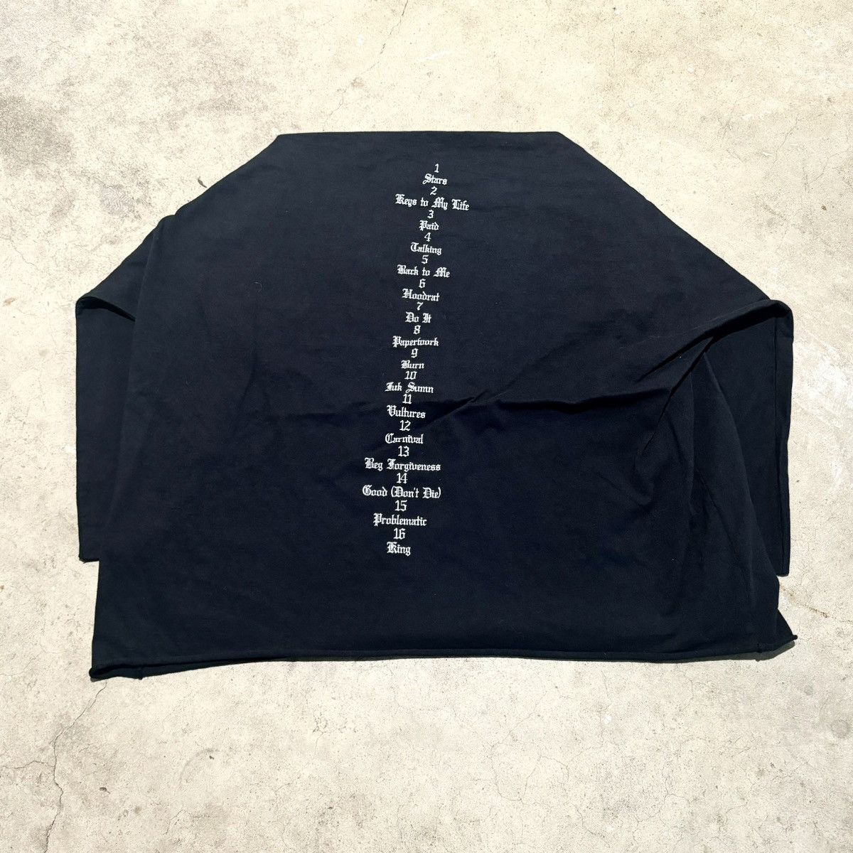 Yeezy KANYE WEST VULTURES TEE! Size US XL / EU 56 / 4 - 7 Thumbnail