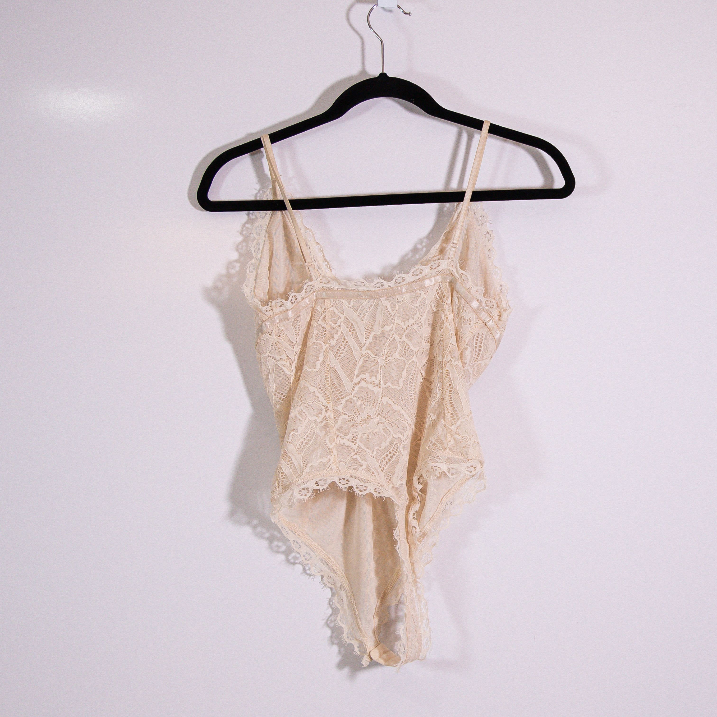 Jonathan Simkhai Jonathan Simkhai Standard Nova Recycled Size S / US 4 / IT 40 - 4 Thumbnail