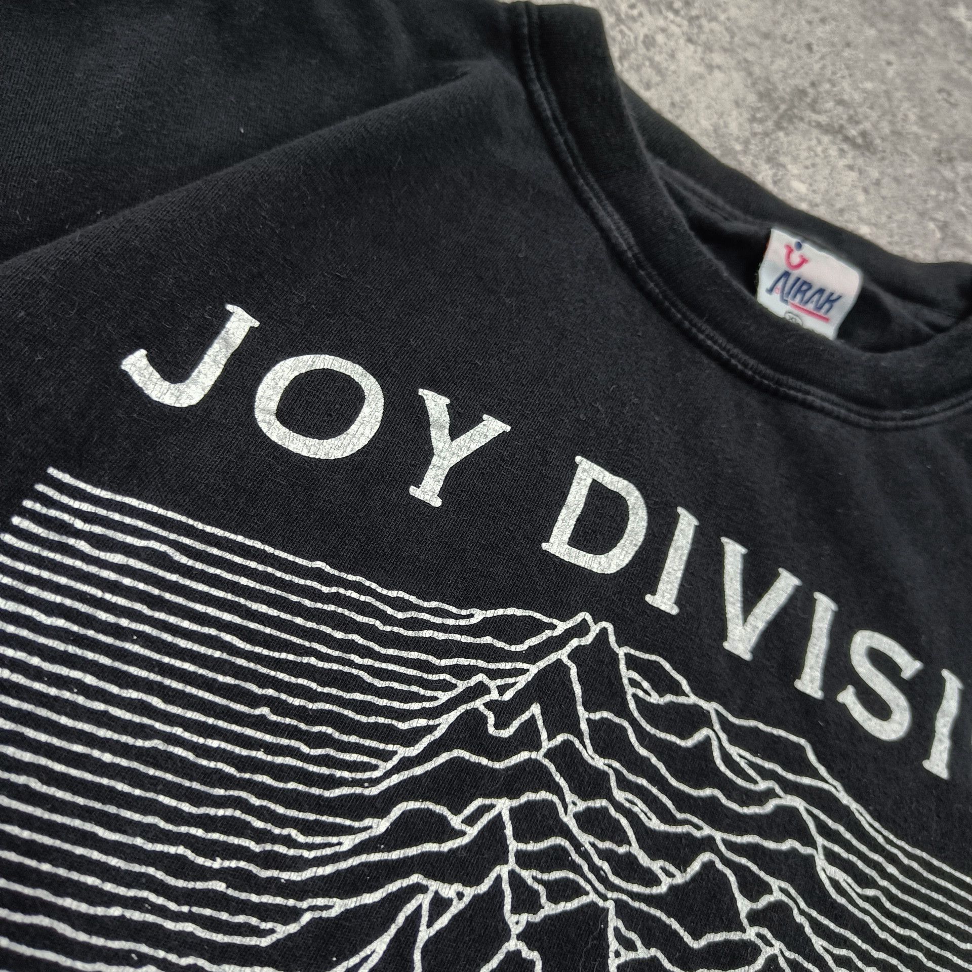 Joy Division 90s Joy Division Unknown Pleasure T-Shirt AIRAK Size US XL / EU 56 / 4 - 2 Thumbnail