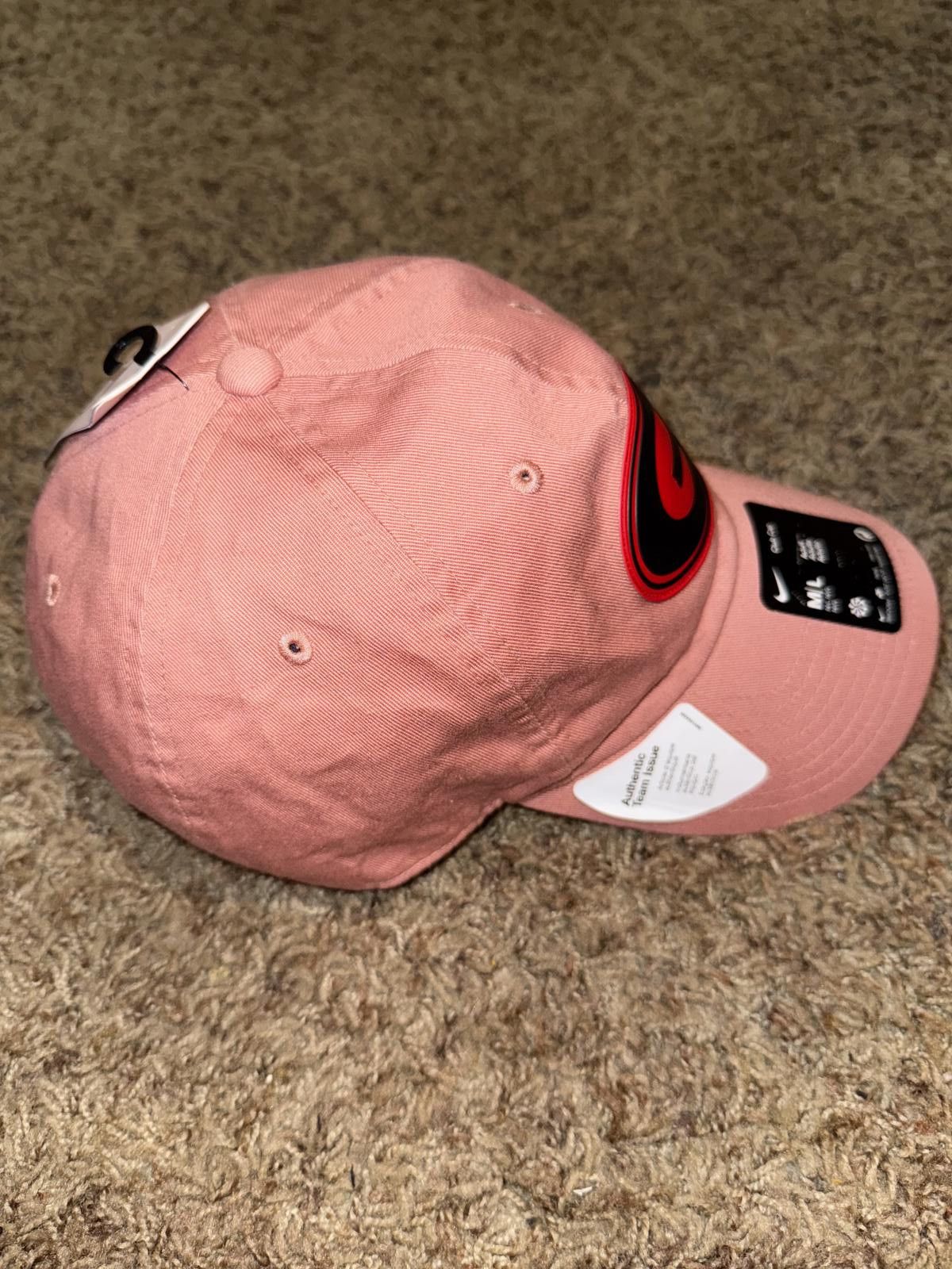 Nike Nike Men’s Georgia Bulldogs 2024 Sideline Flex Hat Sample Size ONE SIZE - 6 Thumbnail