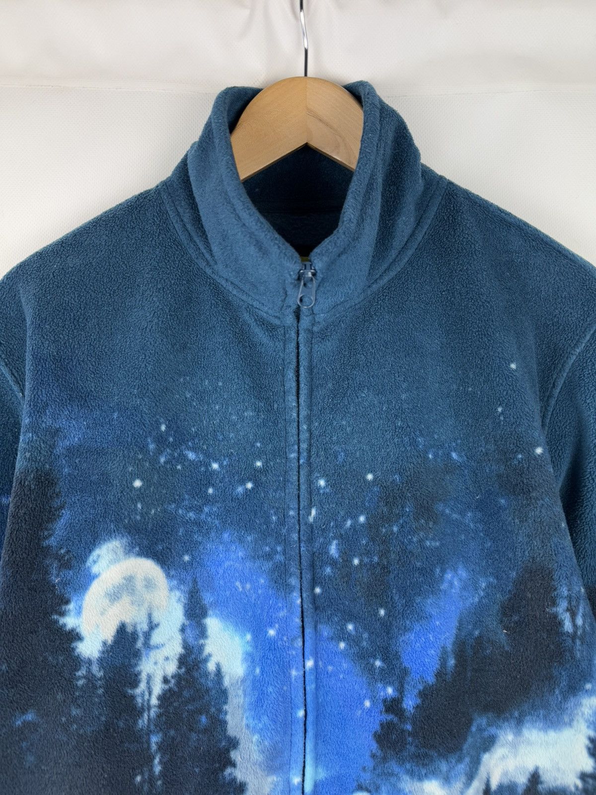 Vintage Vintage Men’s Wolves Patterned Fleece Jacket Size L Size US L / EU 52-54 / 3 - 8 Thumbnail