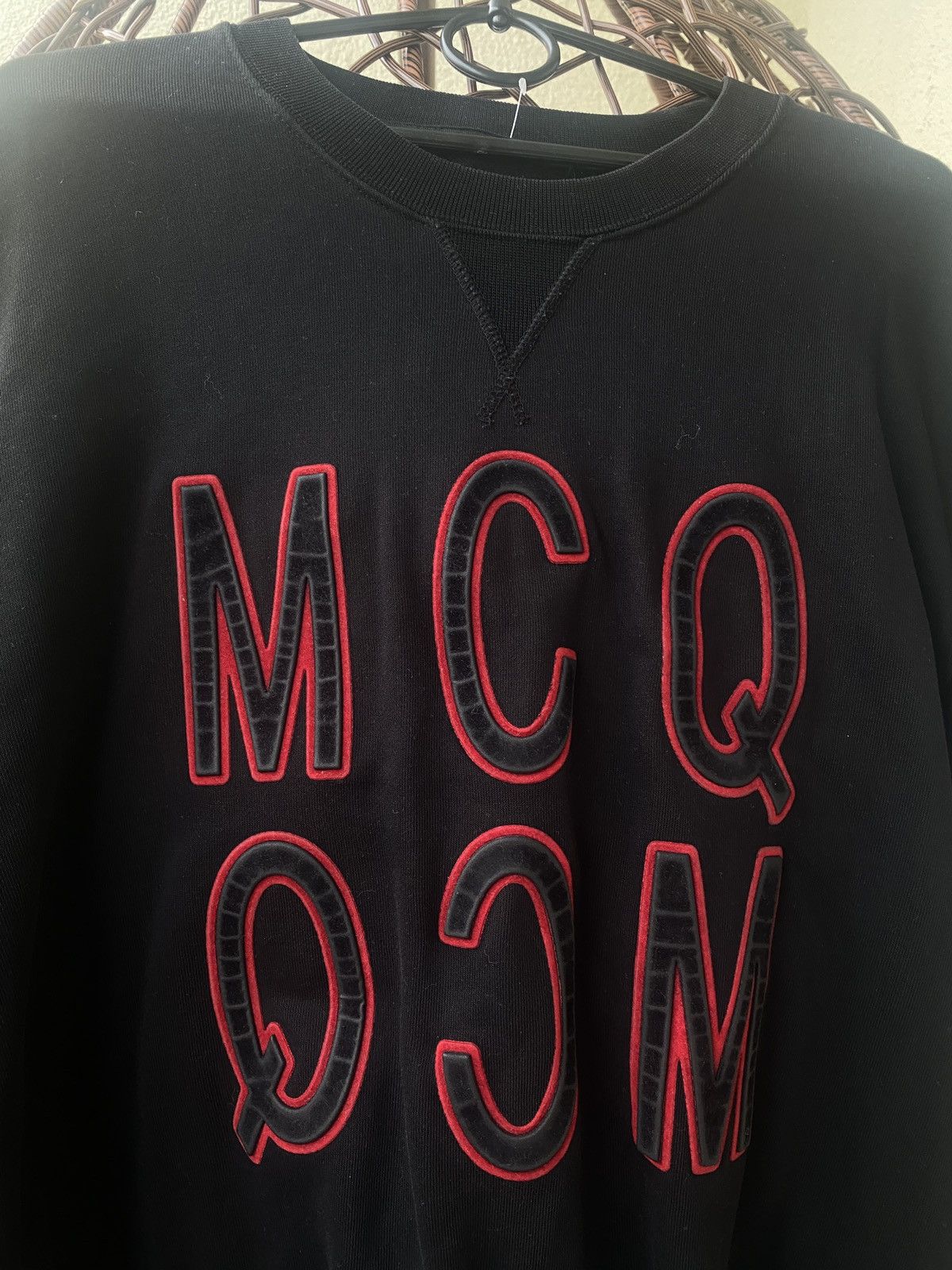 MCQ Mcq big logo luxury aleksander mcqueen crawneck Size US L / EU 52-54 / 3 - 4 Thumbnail
