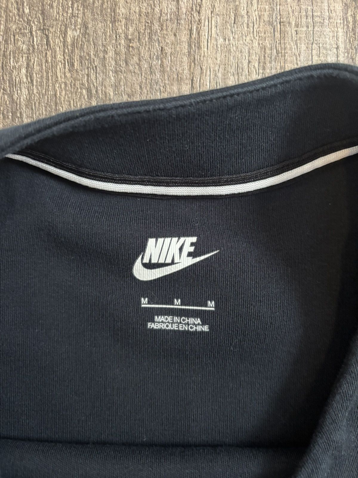 Nike Women’s Nike Tech Crewneck Sweatshirt Leopard Print Logo Size M / US 6-8 / IT 42-44 - 2 Thumbnail