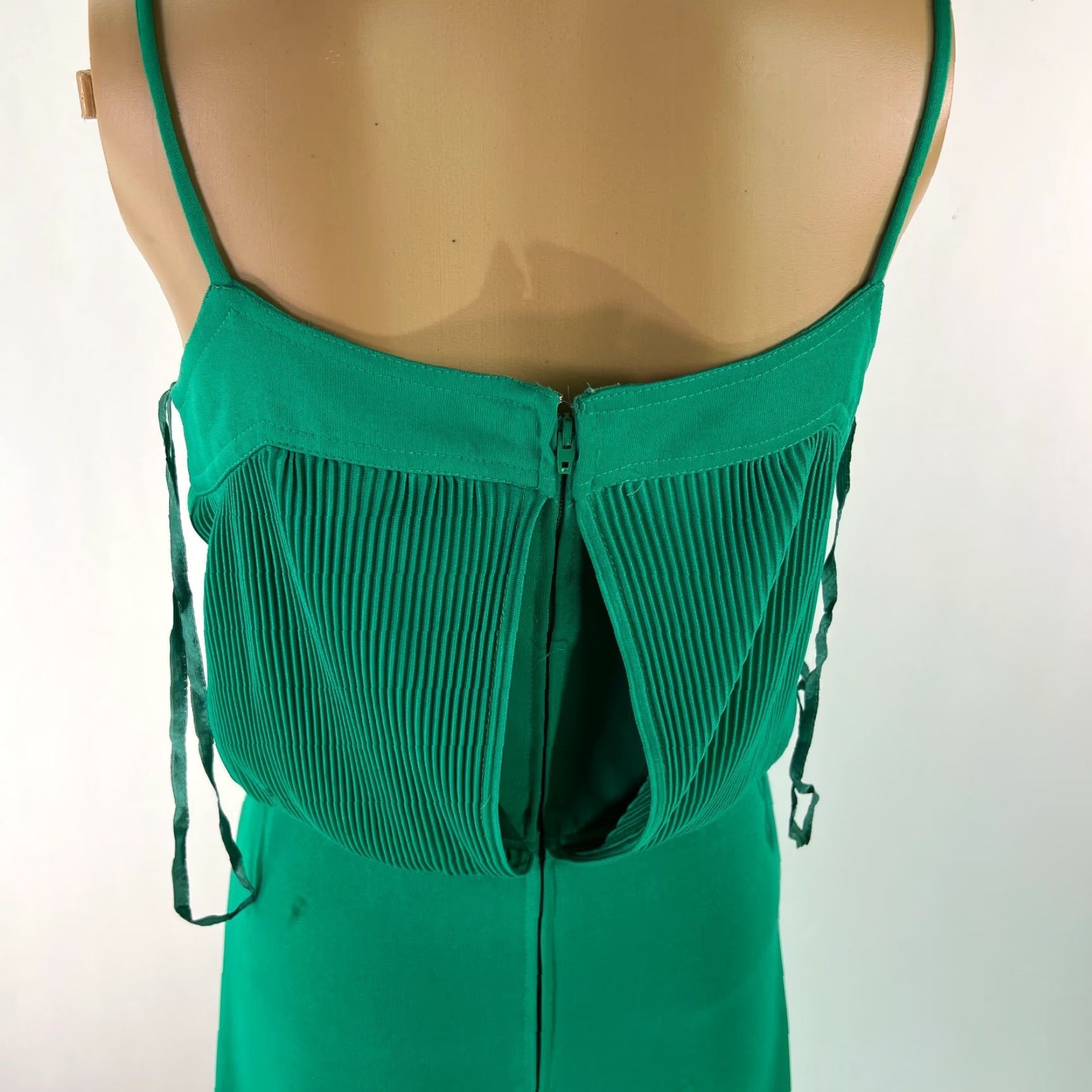 Vintage ILGWU Green Maxi Dress with Spaghetti Straps and Tie Waist, Size 29, Womens, Party/Cocktail, Designer Size 4XL / US 24-26 - 7 Thumbnail