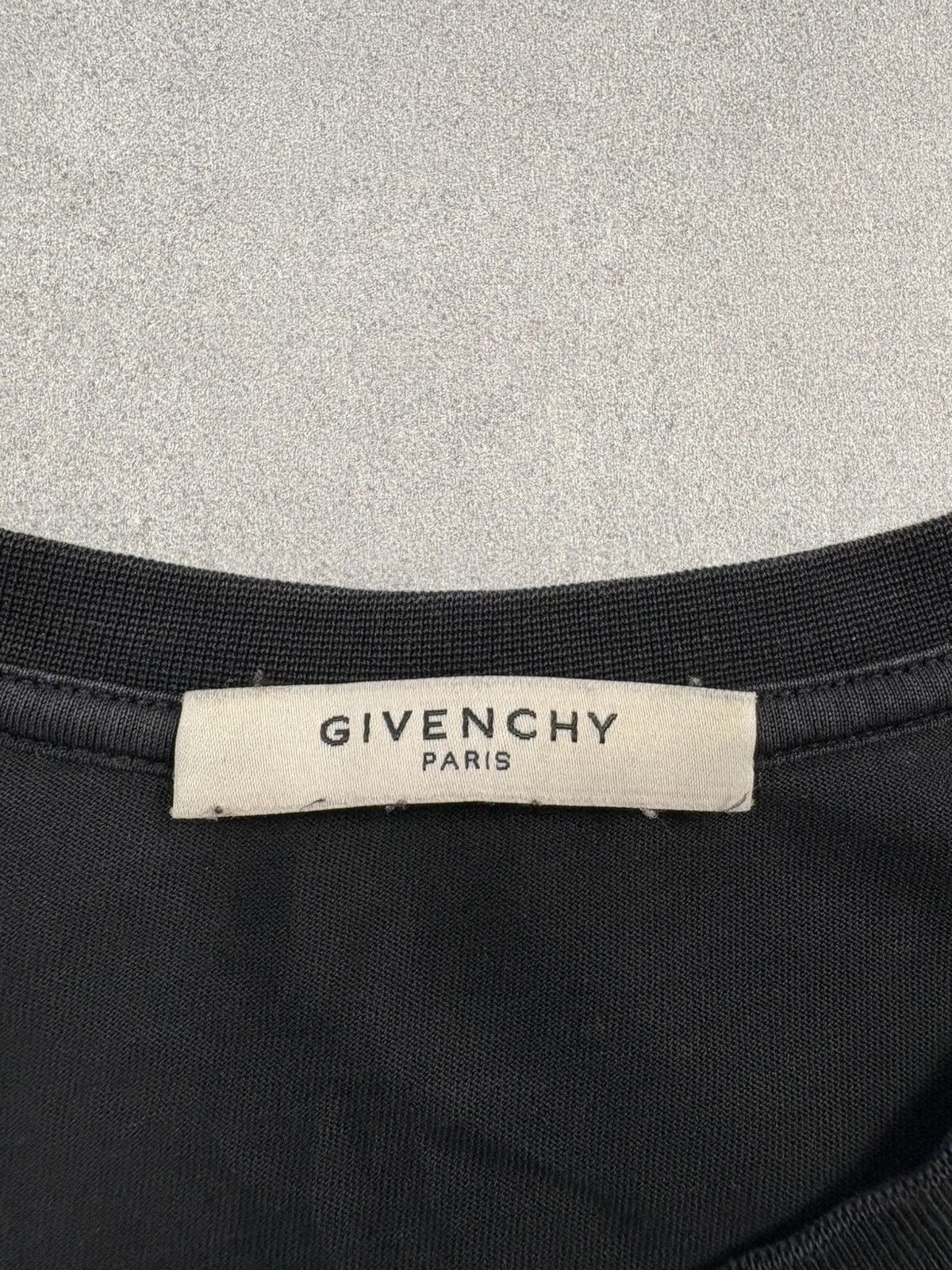 Givenchy Givenchy Oversized Sleeveless Pietà Print Top Black Rare Tee Size US XS / EU 42 / 0 - 16 Thumbnail