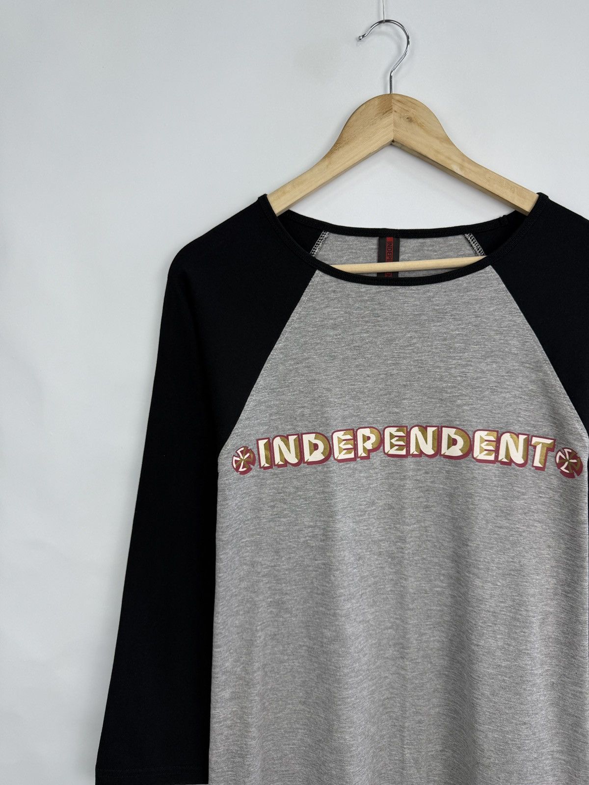Independent Truck Co. 🇺🇸 Vintage Y2K Independent Truck Company 3/4 Sleeve Retro Size US L / EU 52-54 / 3 - 3 Thumbnail