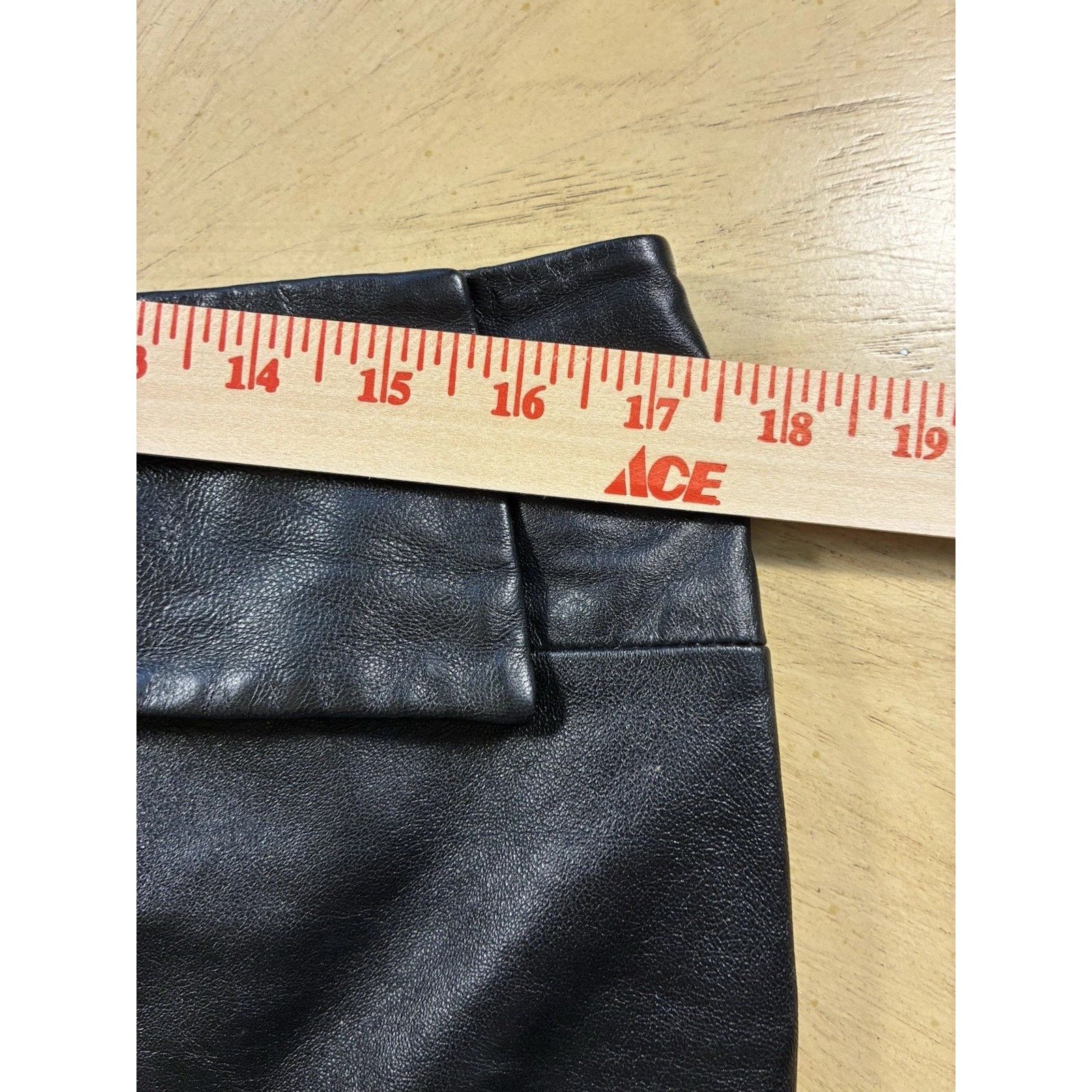 I.N.C VTG Black Leather Mini Skirt Buckle Belt 80s Retro Sexy 12 Size 34" / US 12 / IT 48 - 6 Thumbnail