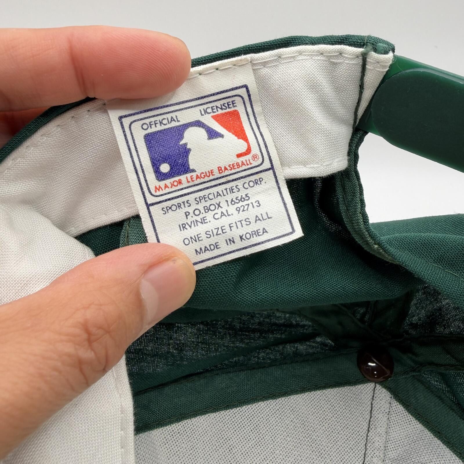 MLB MLB Hat Green VTG 90s Okland A's Snapback Specialist Script Size ONE SIZE - 4 Thumbnail