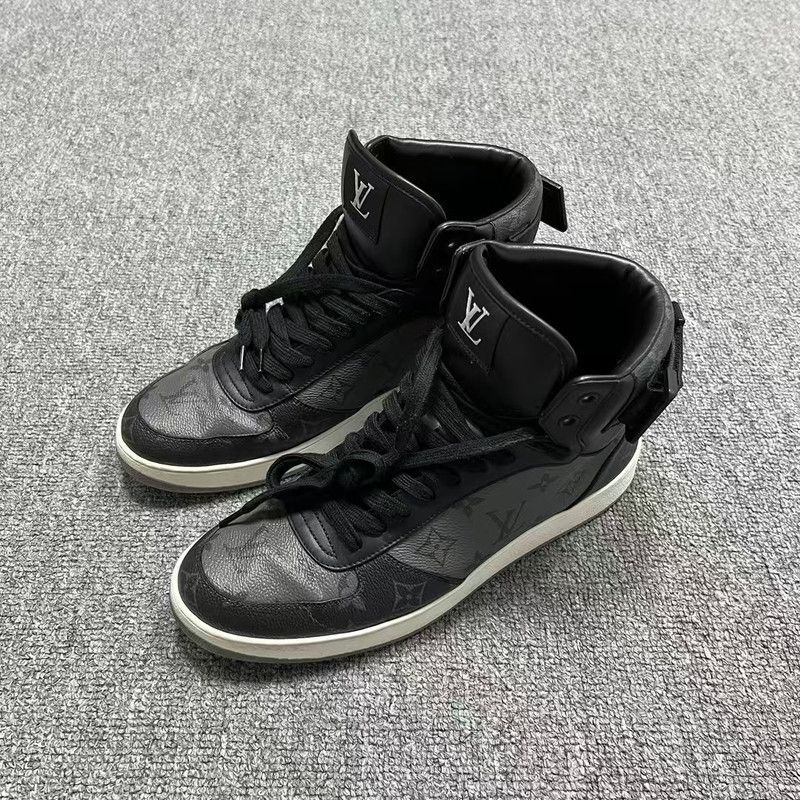 Louis Vuitton Louis Vuitton Rivoli High-Top Fashion Sneakers 0079 Size US 8 / EU 41 - 1 Thumbnail