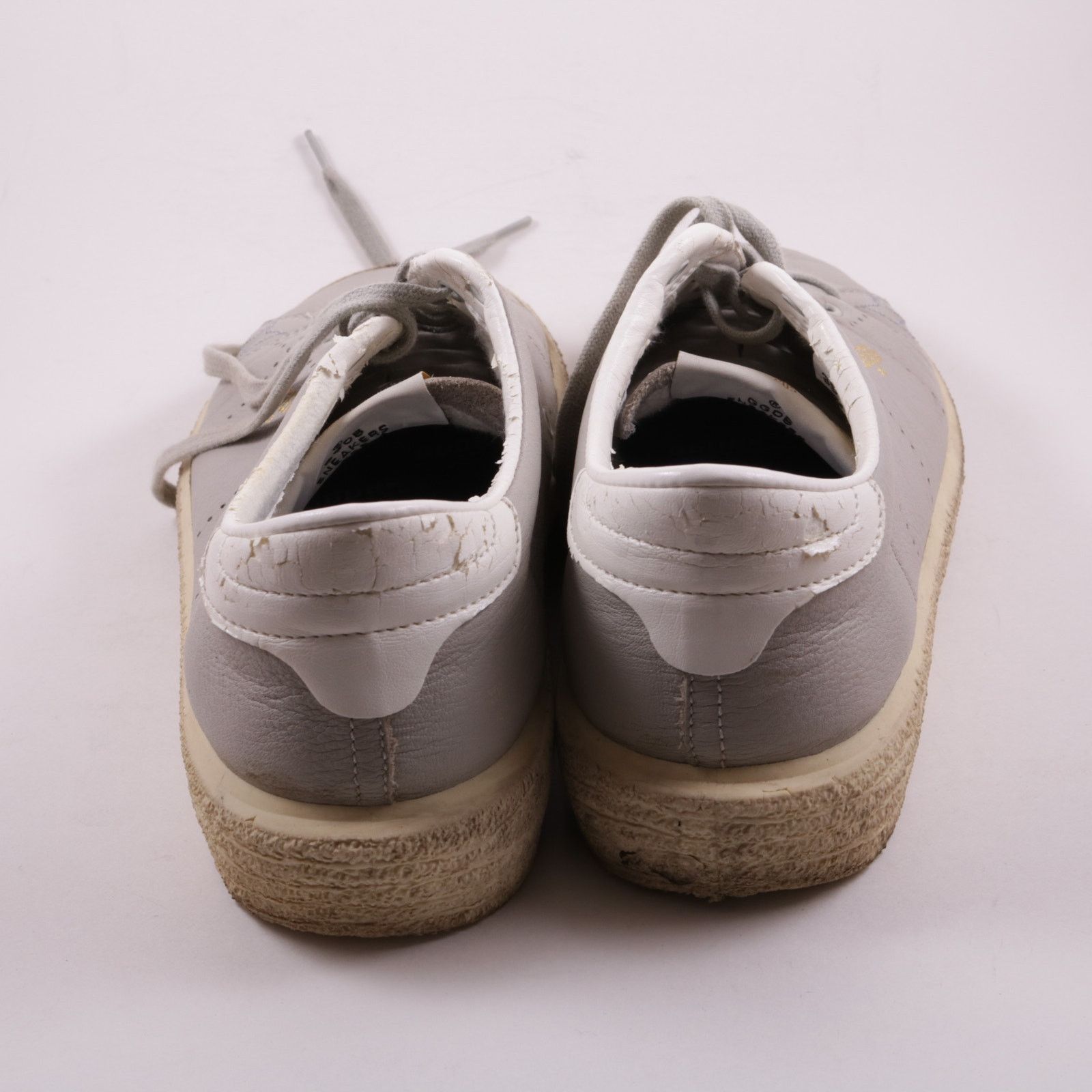Golden Goose Golden Goose Deluxe Brand Gray Tennis Sneakers 36 6 Size US 6 / IT 36 - 7 Thumbnail